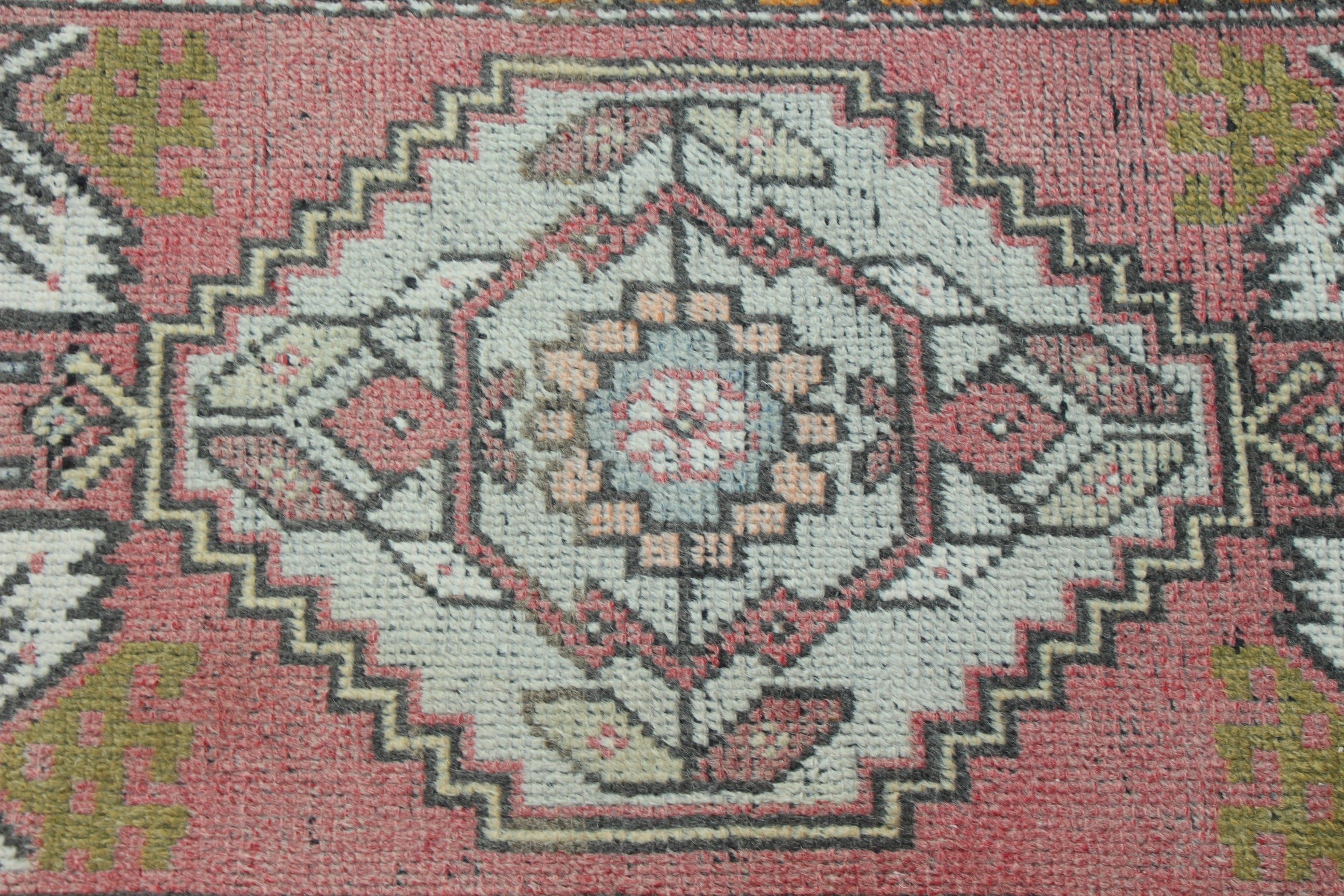 Lüks Halılar, Kapı Paspası Halıları, Vintage Halılar, 1.6x3.2 ft Küçük Halılar, Bohem Halısı, Türk Halısı, Oushak Halıları, Pembe Antika Halı, Küçük Boho Halısı