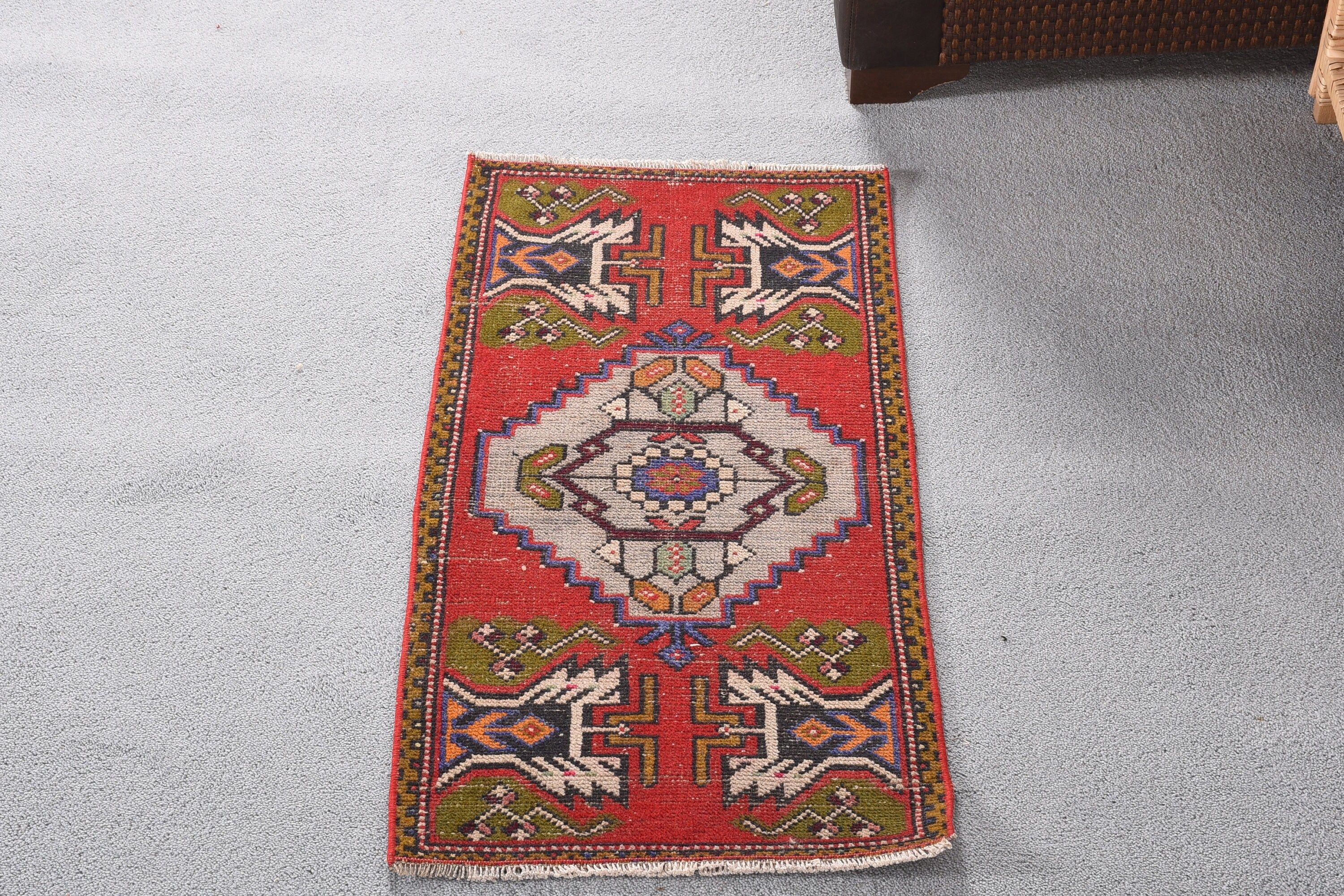 Red Bedroom Rugs, Turkish Rugs, Anatolian Rug, Vintage Rug, Rugs for Entry, Wall Hanging Rugs, Old Rug, 1.5x3.2 ft Small Rug