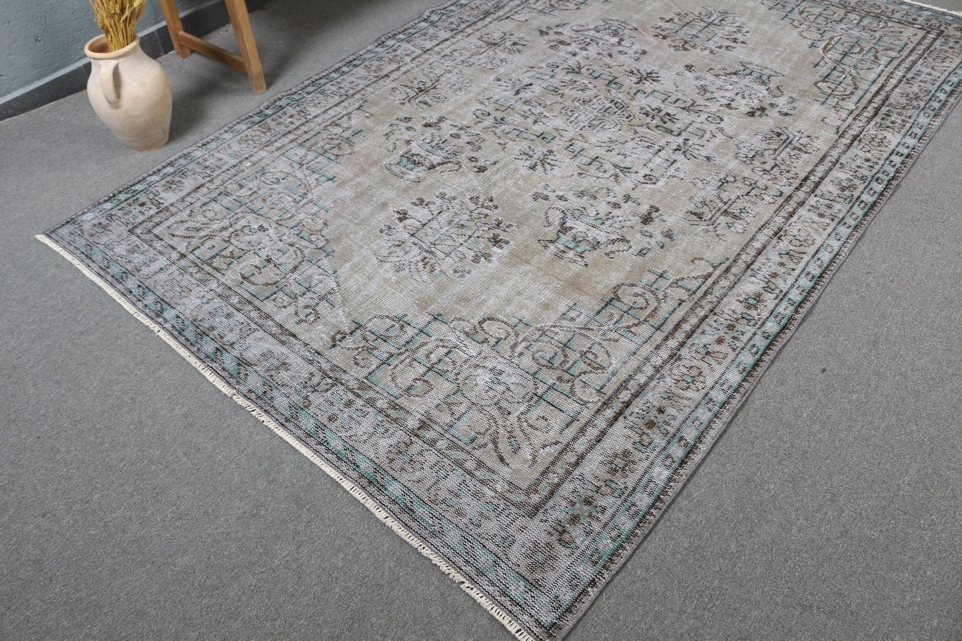 Turkish Rug, Green Floor Rug, Living Room Rug, 5.7x8.9 ft Large Rug, Vintage Rug, Salon Rugs, Antique Rugs, Vintage Decor Rug