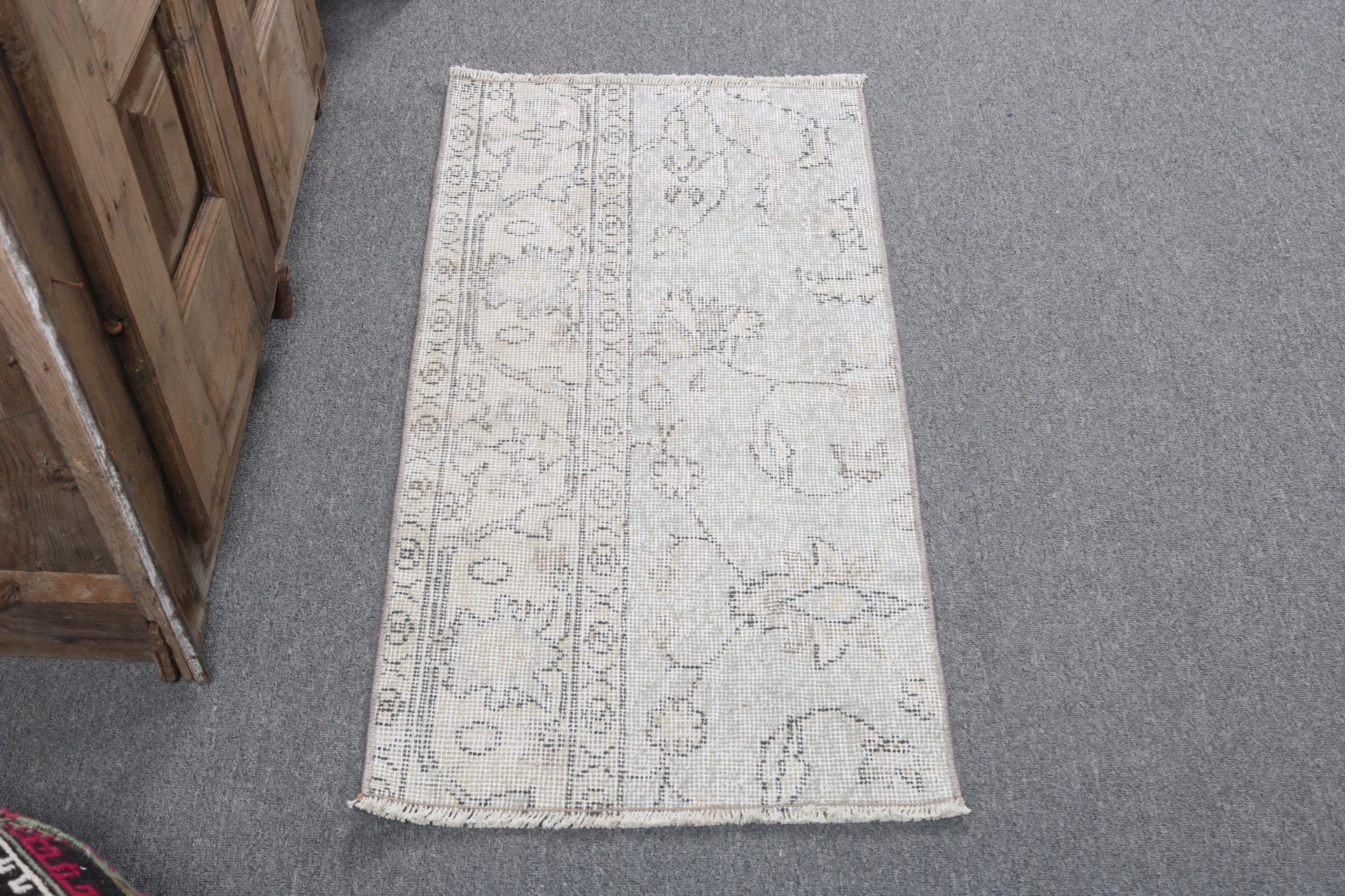 1.6x3.2 ft Small Rug, Small Area Rugs, Modern Rugs, Vintage Rug, Turkish Rugs, Kitchen Rug, Neutral Rug, Outdoor Rug, Beige Statement Rugs