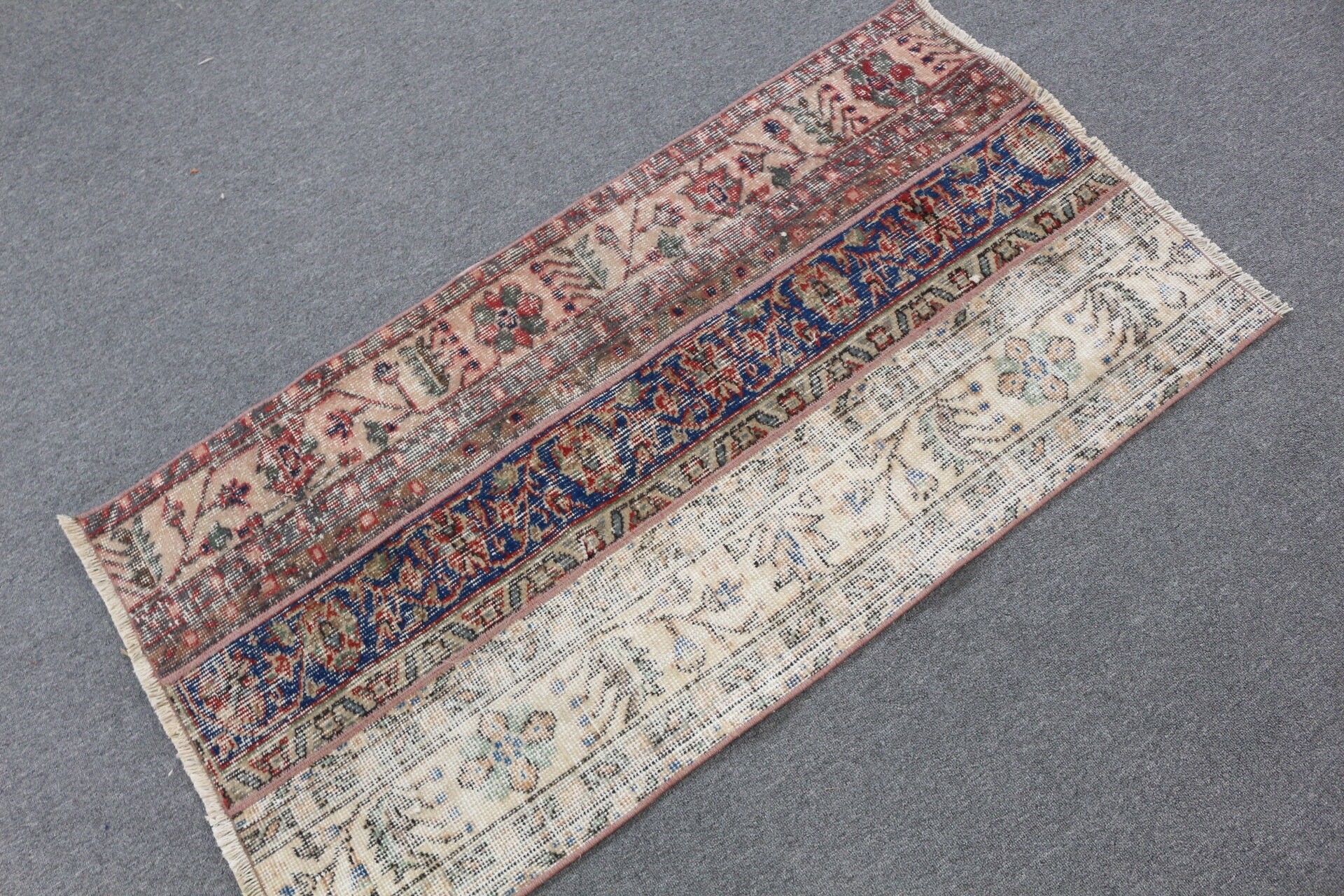 Vintage Rug, Rugs for Bath, Beige Bedroom Rugs, Old Rug, Bathroom Rugs, Kitchen Rug, 2.3x4.5 ft Small Rugs, Turkish Rug, Oushak Rugs