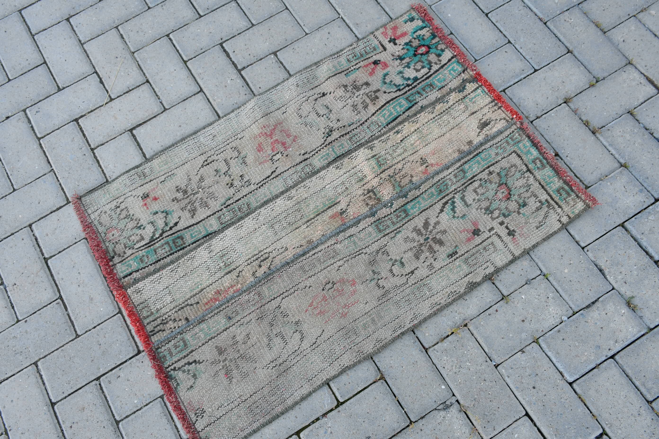 Bathroom Rug, Vintage Rug, Beige Kitchen Rugs, Turkish Rug, 2.2x3.1 ft Small Rug, Oushak Rug, Kitchen Rugs, Entry Rugs, Rugs for Bath