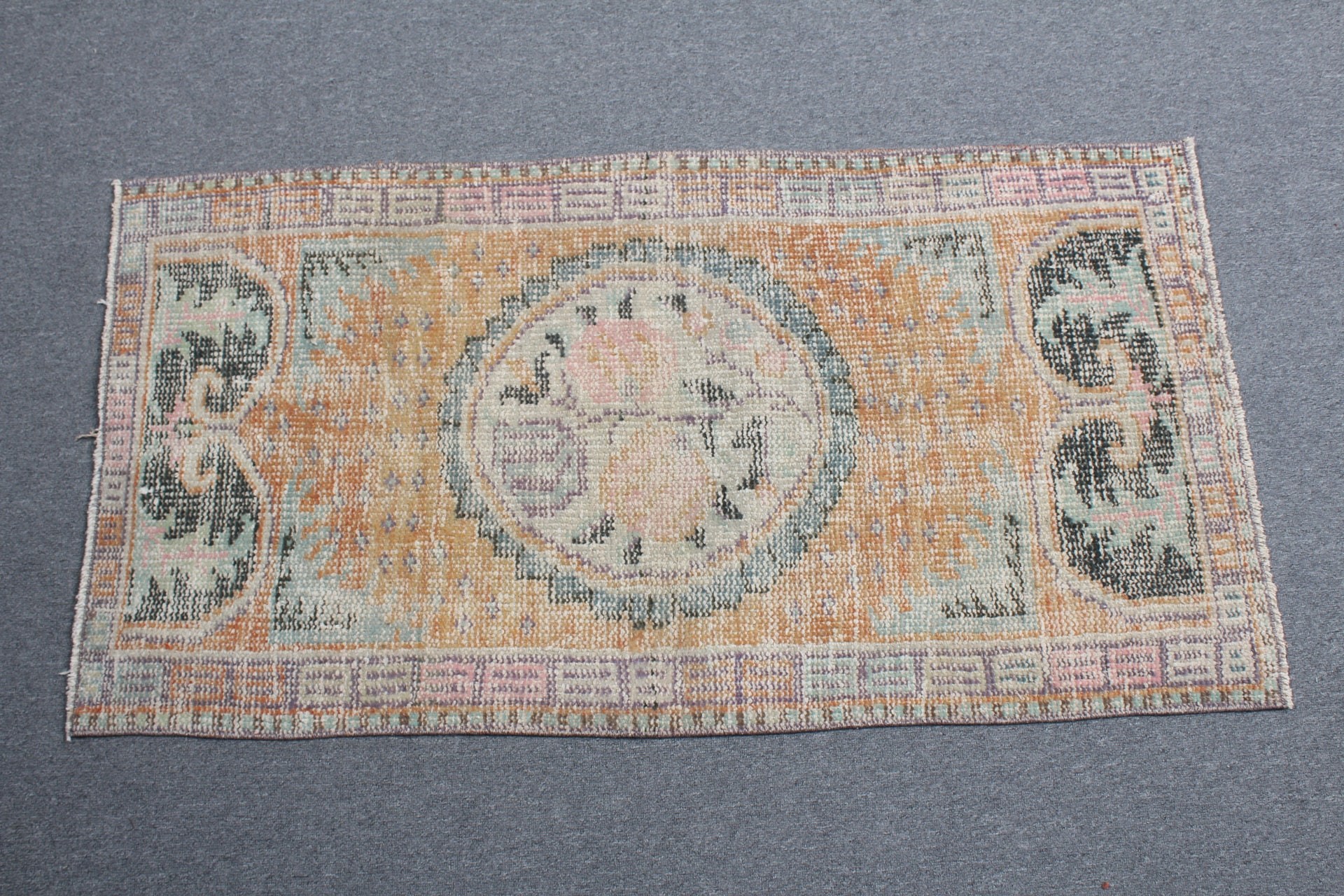 Turuncu Yatak Odası Halıları, Soyut Halı, Yer Halısı, 2.3x4.3 ft Küçük Halılar, Duvara Asılı Halı, Oushak Halıları, Giriş Halısı, Vintage Halılar, Türk Halısı