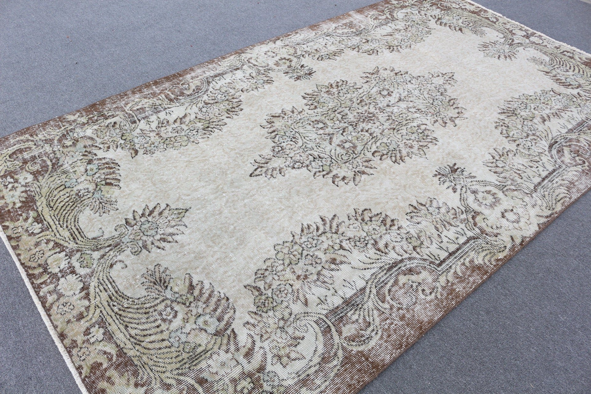 Turkish Rug, 5.6x9.4 ft Large Rug, Old Rugs, Cool Rugs, Bedroom Rug, Vintage Rug, Beige Anatolian Rugs, Oriental Rugs, Dining Room Rugs