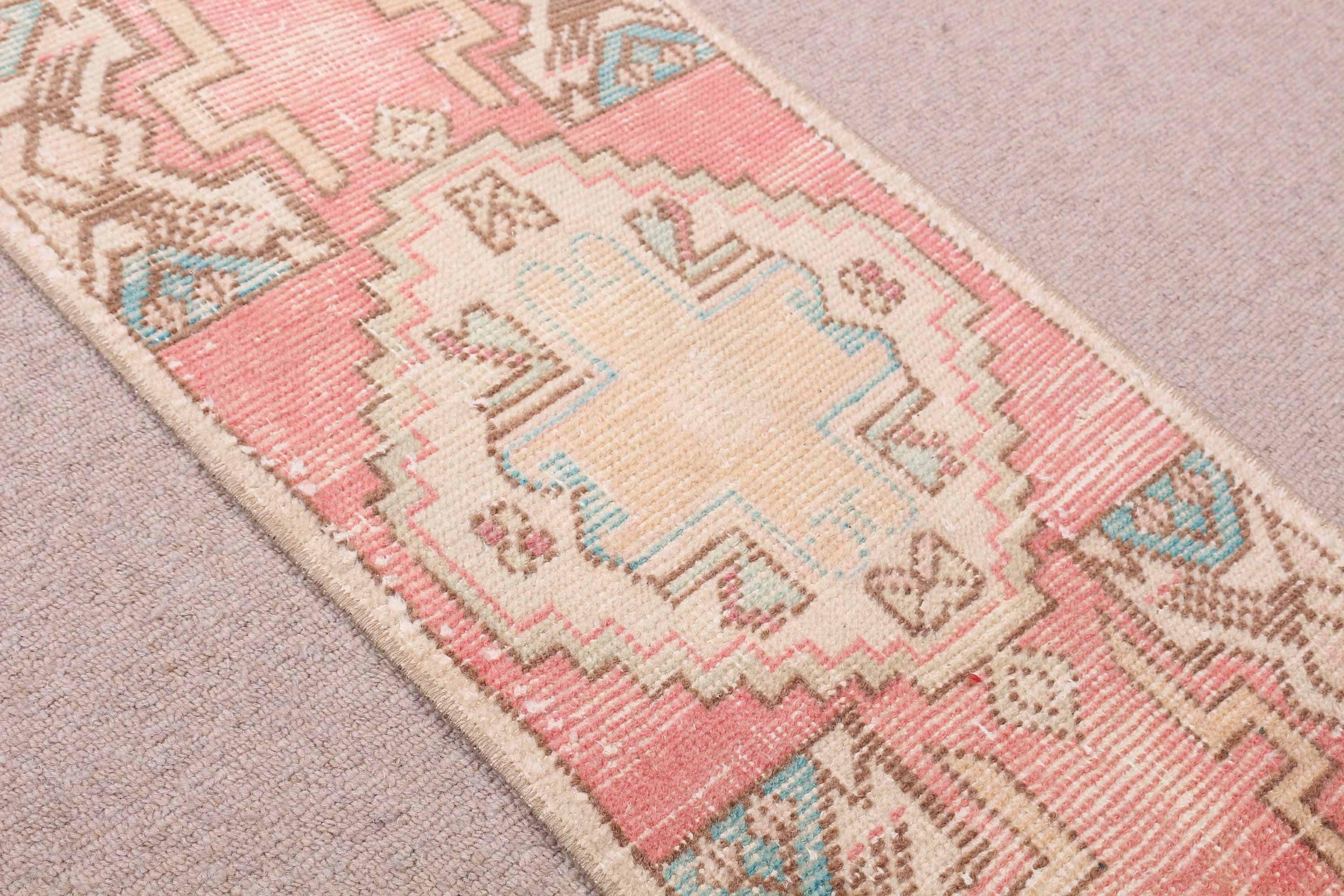 1.4x2.8 ft Small Rug, Moroccan Rugs, Rugs for Kitchen, Bath Rug, Entry Rug, Cool Rug, Pink Wool Rugs, Cute Rug, Turkish Rug, Vintage Rug