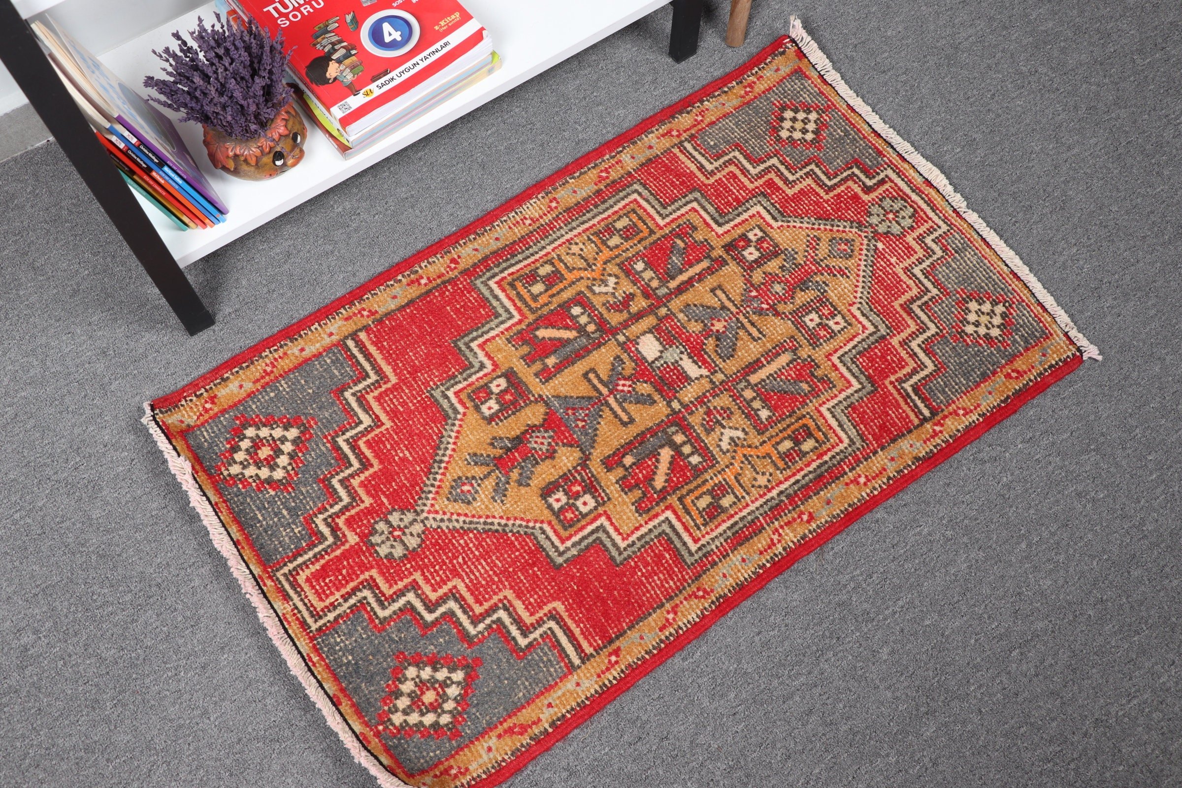 Vintage Rug, Red Oriental Rug, Moroccan Rugs, Rugs for Bedroom, Turkish Rug, Home Decor Rugs, Door Mat Rugs, 1.8x3 ft Small Rug, Bath Rug