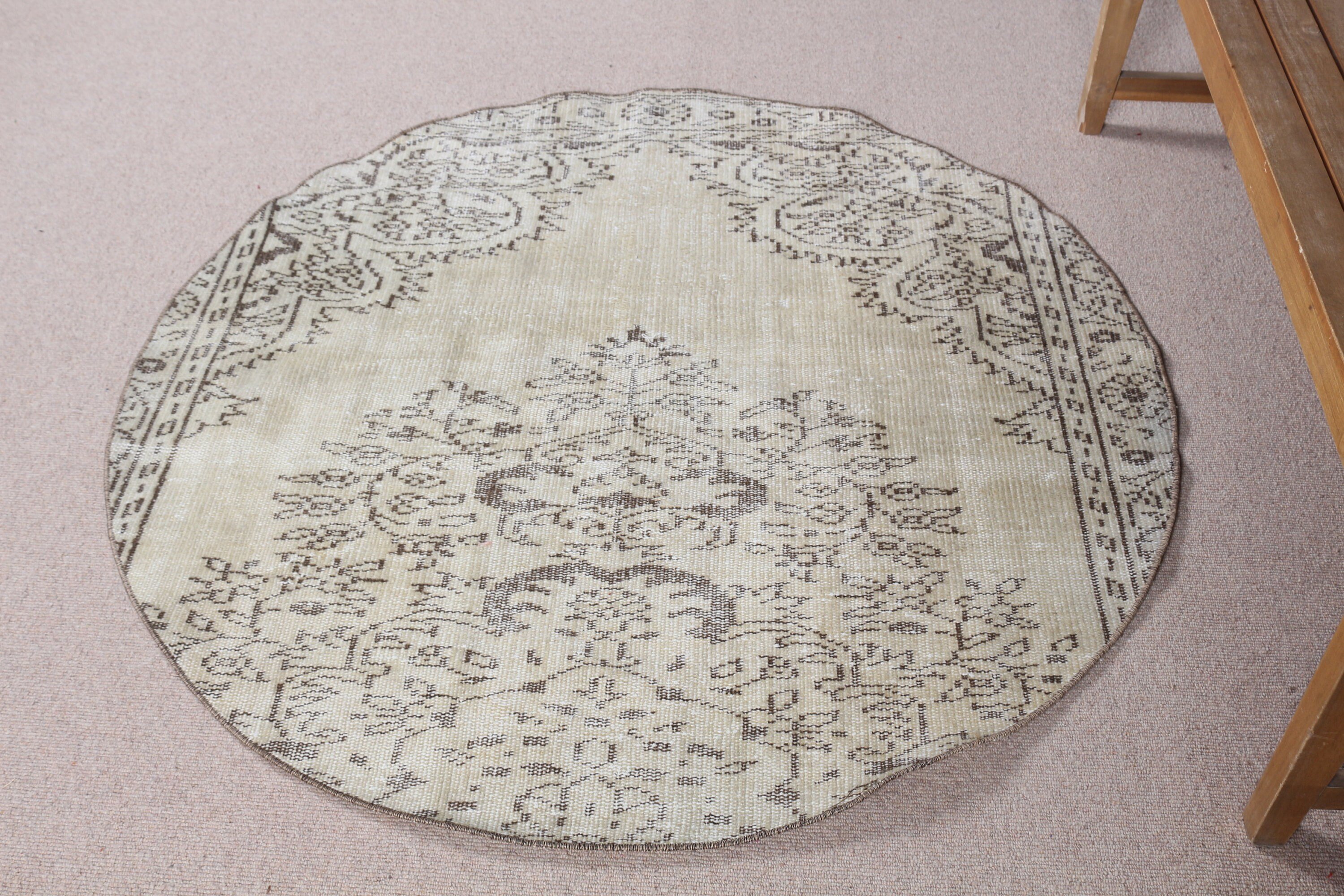 Yatak Odası Halıları, 4.3x4.3 ft Accent Halı, Ev Dekorasyonu Halısı, Yatak Odası Halısı, Giriş Halıları, Türk Halısı, Sarı Soğuk Halı, Sanat Halısı, Vintage Halılar