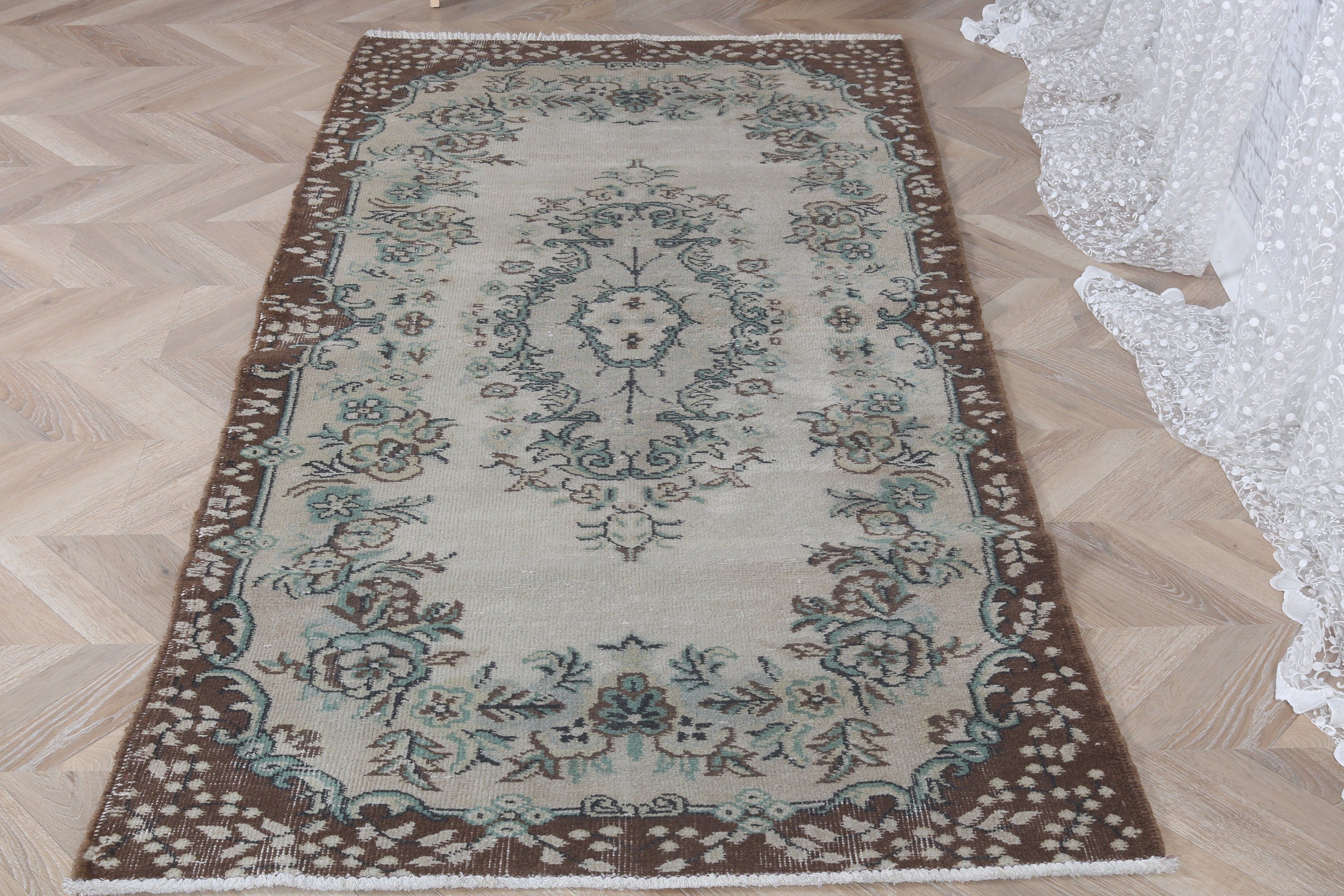 Vintage Vurgulu Halılar, Vintage Halılar, Mutfak Halısı, Türk Halıları, 3.1x6.4 ft Vurgulu Halılar, Dekoratif Halılar, Gri Geometrik Halı