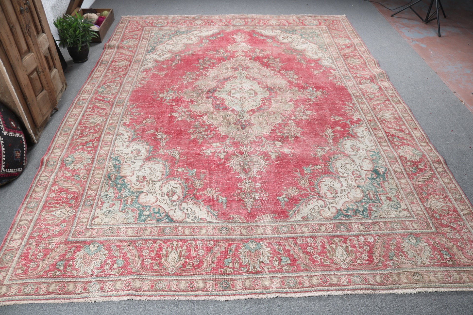 Handwoven Rug, Red Bedroom Rug, Turkish Rug, 9.4x13.2 ft Oversize Rugs, Salon Rug, Saloon Rug, Vintage Decor Rug, Boho Rugs, Vintage Rugs