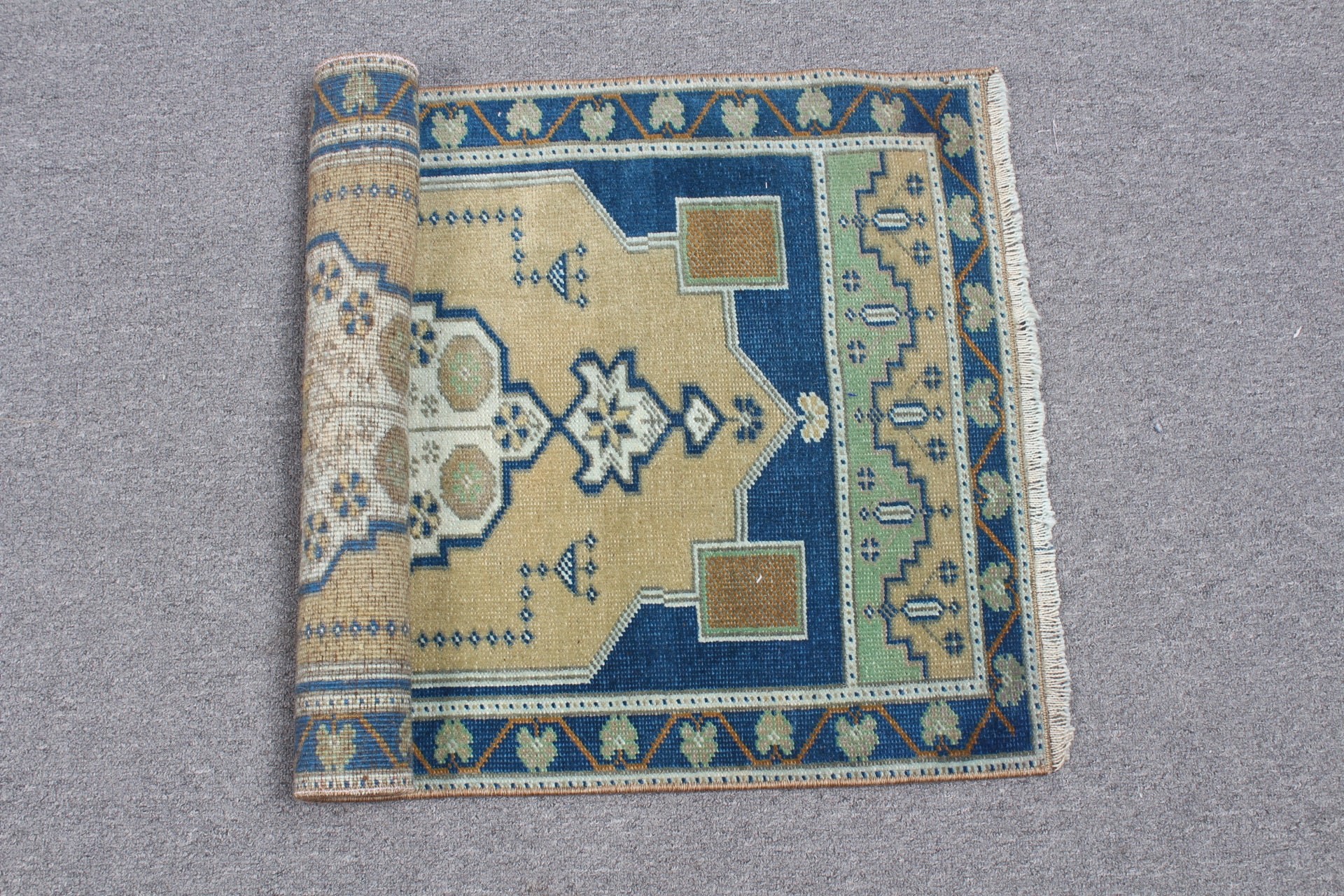 Göçebe Halı, 1.8x3.6 ft Küçük Halı, Mutfak Halıları, Vintage Halı, Türk Halısı, Havalı Halılar, Duvara Asılı Halılar, Sarı Oryantal Halı