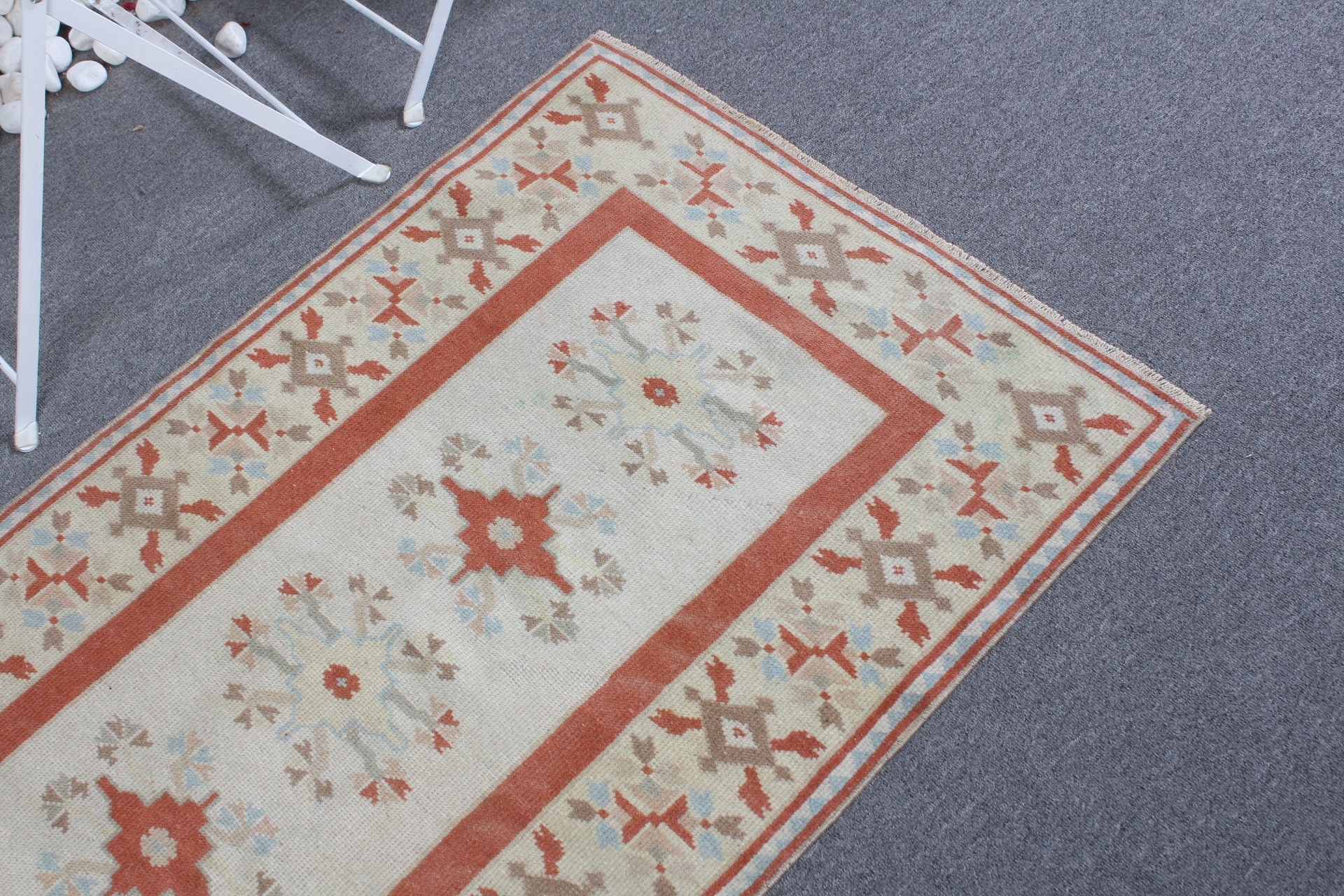 Beige Anatolian Rug, Bedroom Rug, 2.5x3.9 ft Small Rug, Nursery Rug, Bathroom Rug, Rugs for Bath, Oushak Rug, Vintage Rug, Turkish Rug