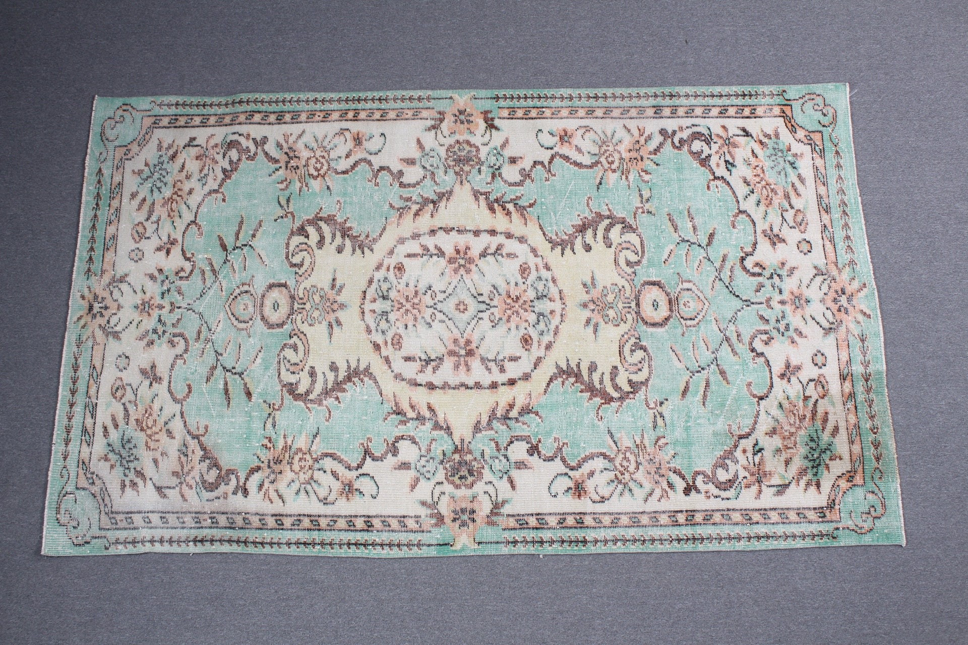 Vintage Halı, 5x8,5 ft Büyük Halı, Fas Halıları, Yemek Odası Halıları, Sanat Halısı, Oturma Odası Halısı, Türk Halısı, Yatak Odası Halıları, Yeşil Soğuk Halılar