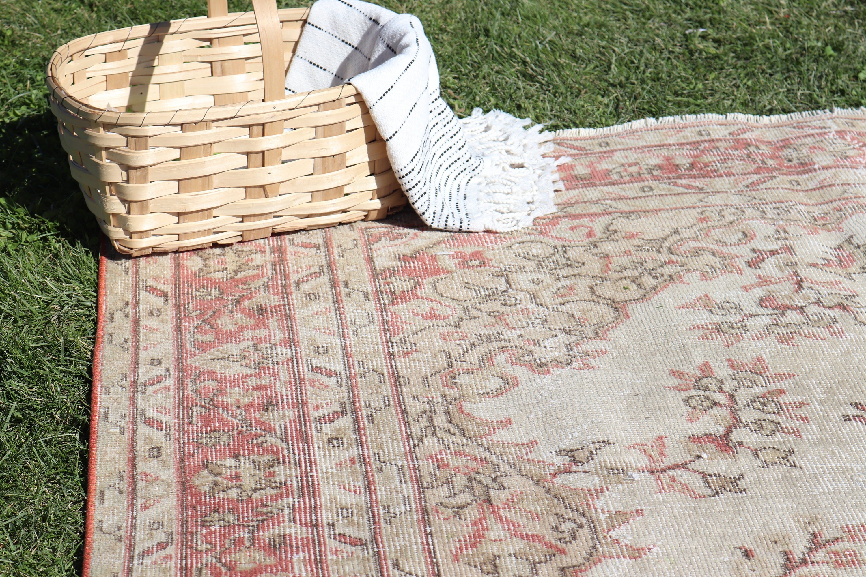 Modern Rug, Turkish Rug, Beige Boho Rug, Large Boho Rug, Vintage Rug, Dining Room Rug, Moroccan Rugs, 5.5x8.4 ft Large Rug, Rugs for Salon