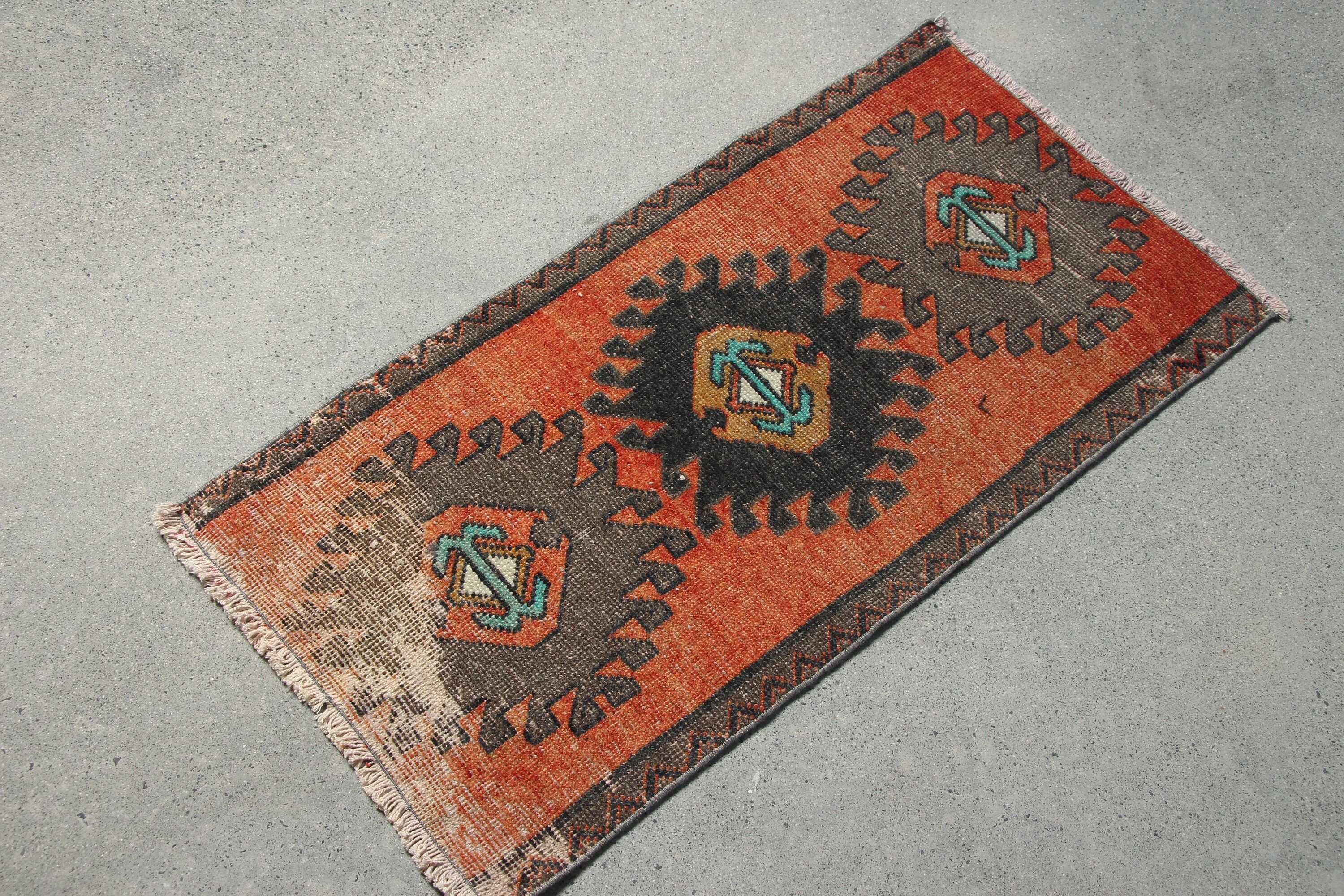 Sessiz Halılar, 1.6x3.1 ft Küçük Halılar, Vintage Halılar, Turuncu Havalı Halılar, Türk Halısı, Havalı Halılar, Banyo Halısı, Kapı Paspası Halıları