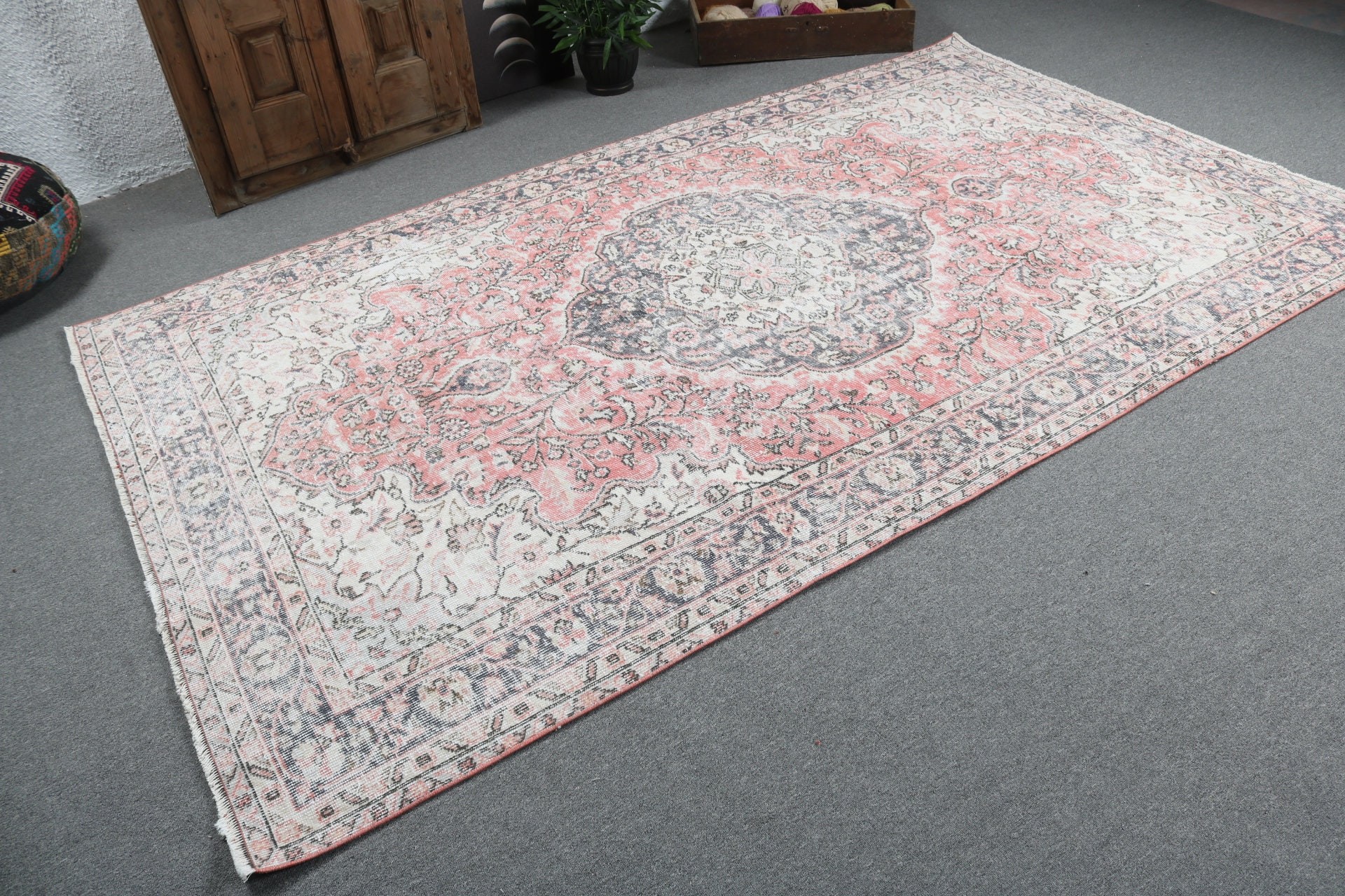 Estetik Halılar, Fas Halısı, 5.7x9.5 ft Büyük Halılar, Salon Halıları, Yün Halı, Büyük Oushak Halıları, Vintage Halı, Türk Halısı, Pembe Fas Halıları