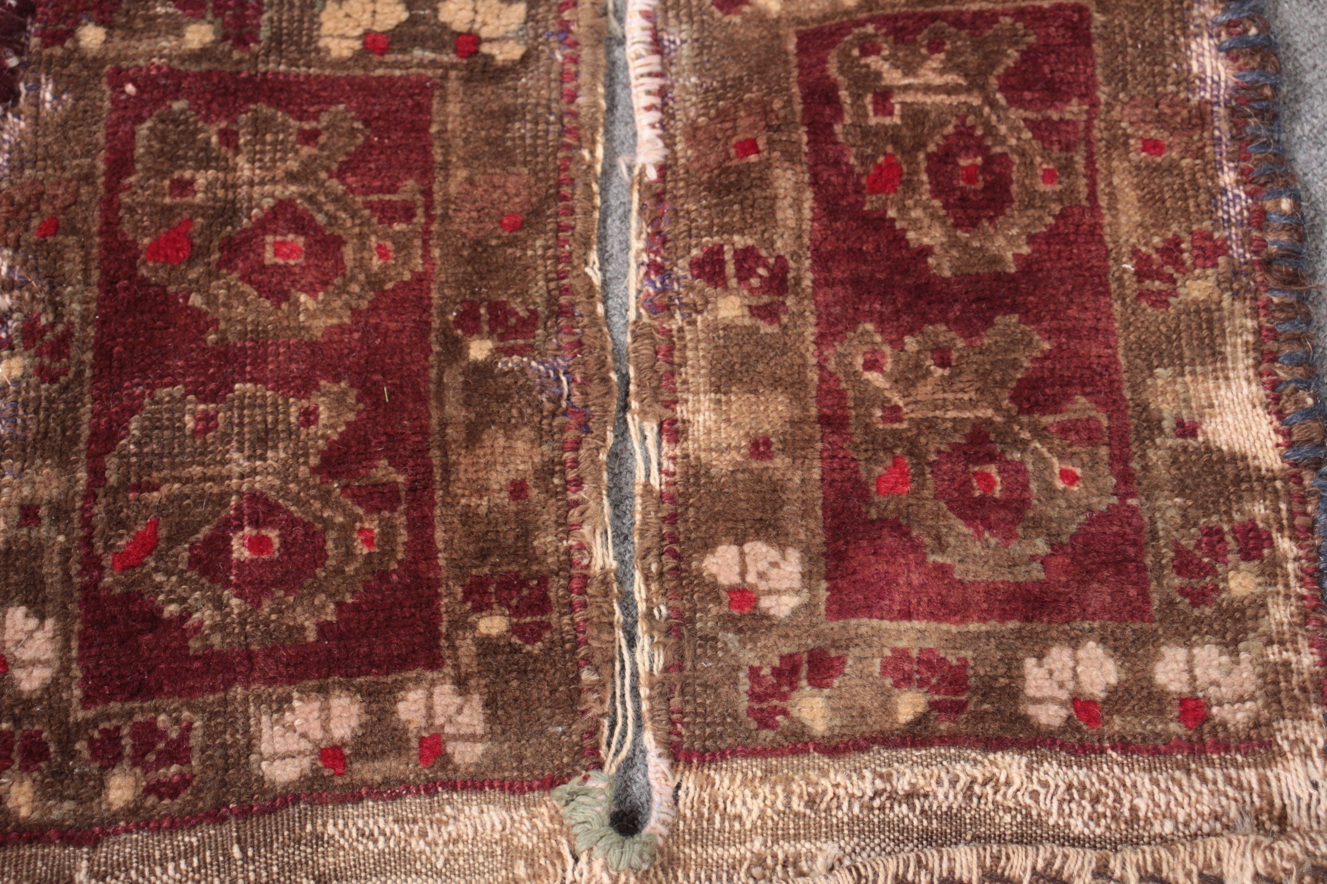 Vintage Halılar, Yatak Odası Halısı, Mor Ev Dekorasyonu Halıları, Mutfak Halıları, Çocuk Odası Halısı, Ev Dekorasyonu Halısı, Türk Halısı, 1.6x4.3 ft Küçük Halı, Türkiye Halısı