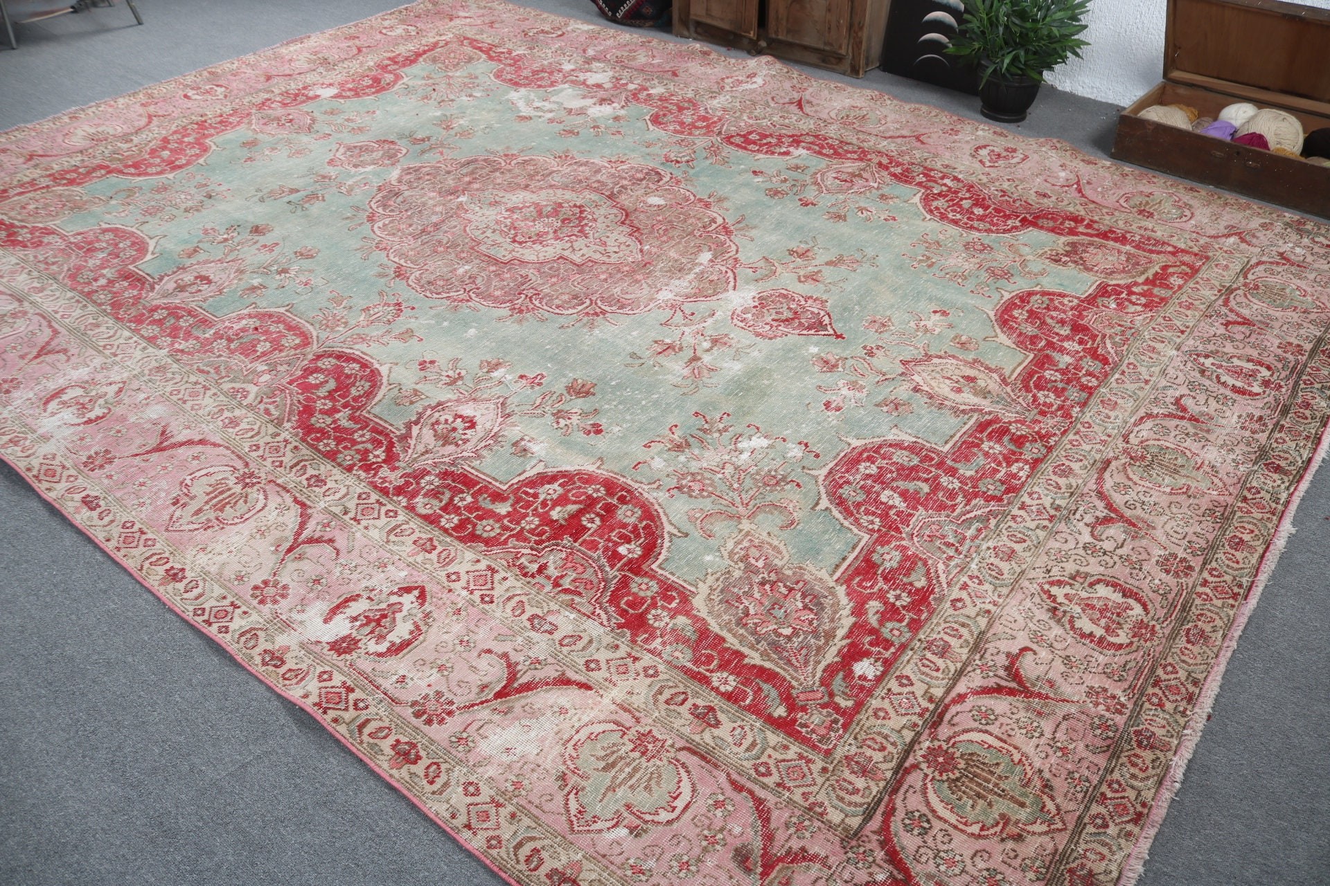 Red Oushak Rug, Modern Rug, Oversize Vintage Rugs, Living Room Rug, Kitchen Rugs, Vintage Rugs, 9.6x13 ft Oversize Rugs, Turkish Rugs