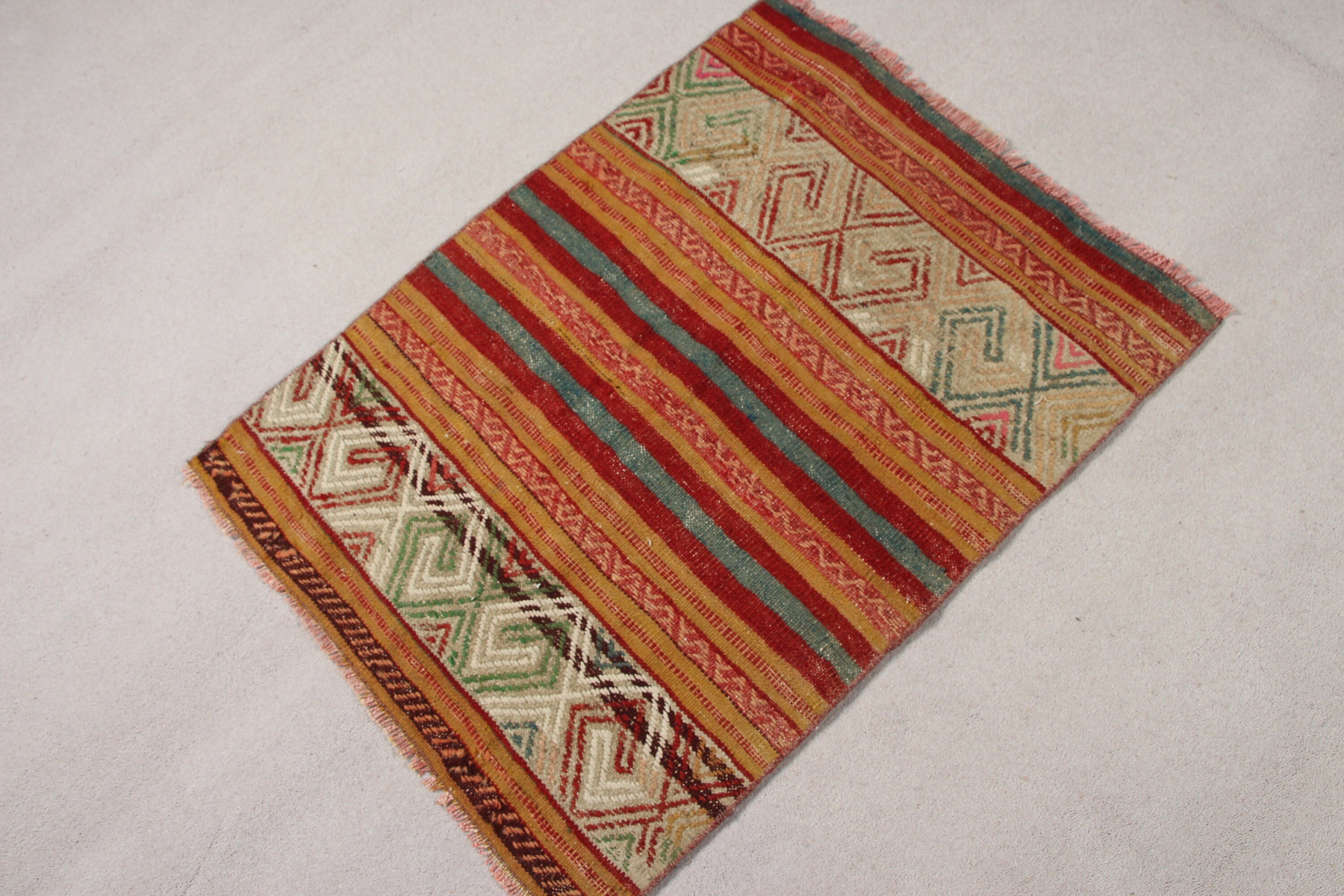 Kahverengi 2.1x2.9 ft Küçük Halı, Duvara Asılı Halı, Yer Halısı, Türk Halısı, Yatak Odası Halısı, Kilim, Eski Halı, Oushak Halıları, Vintage Halı