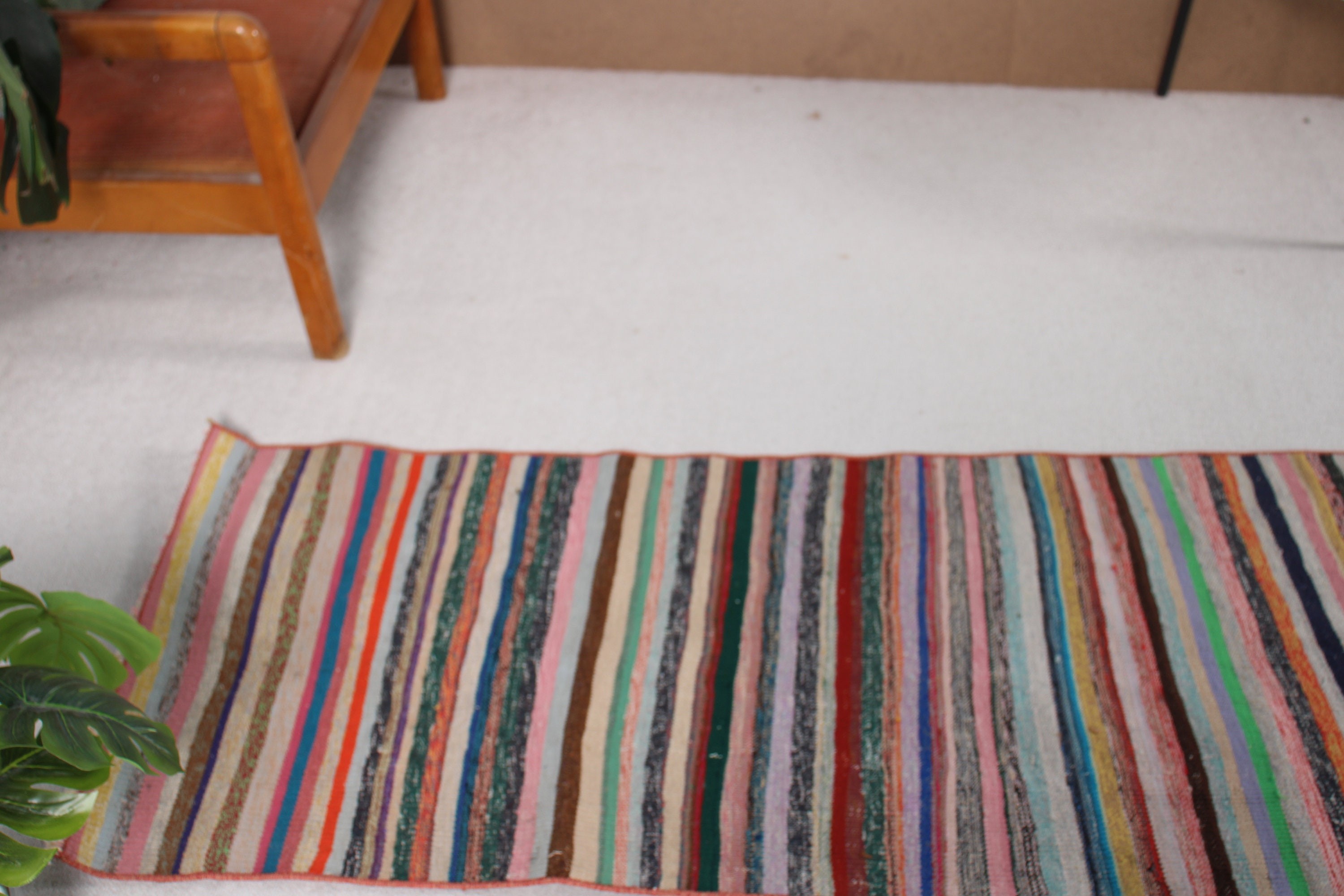 Türk Halısı, Kilim, Lüks Halılar, Açıklama Halıları, Gökkuşağı Zemin Halısı, Uzun Yolluk Halıları, Mutfak Halısı, Vintage Halı, 1.9x7.8 ft Yolluk Halıları