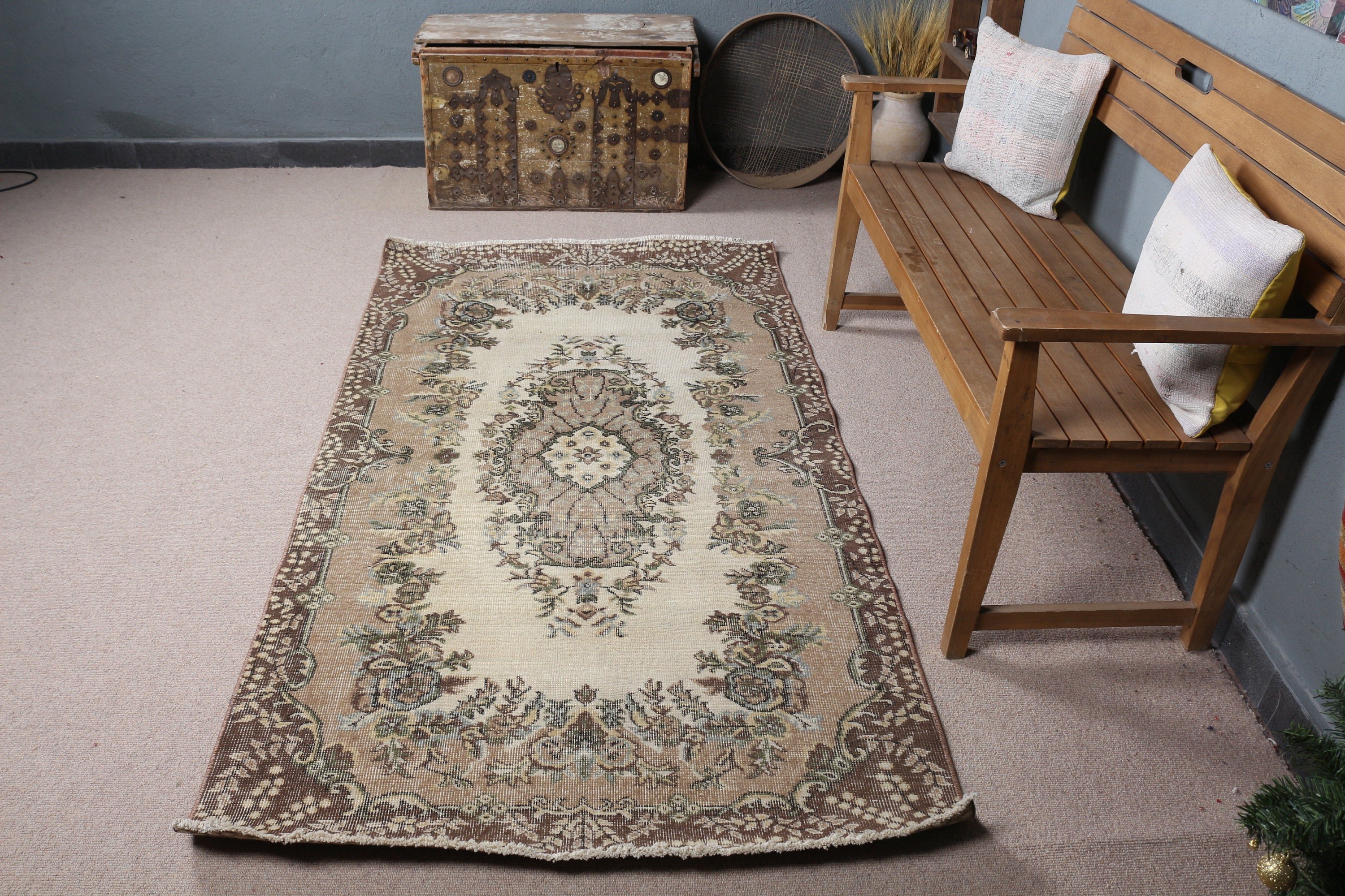 Sevimli Halı, 3,7x6,9 ft Alan Halısı, Vintage Halılar, Kahverengi Soğuk Halı, Yemek Odası Halısı, Anadolu Halısı, İç Mekan Halıları, Türk Halıları