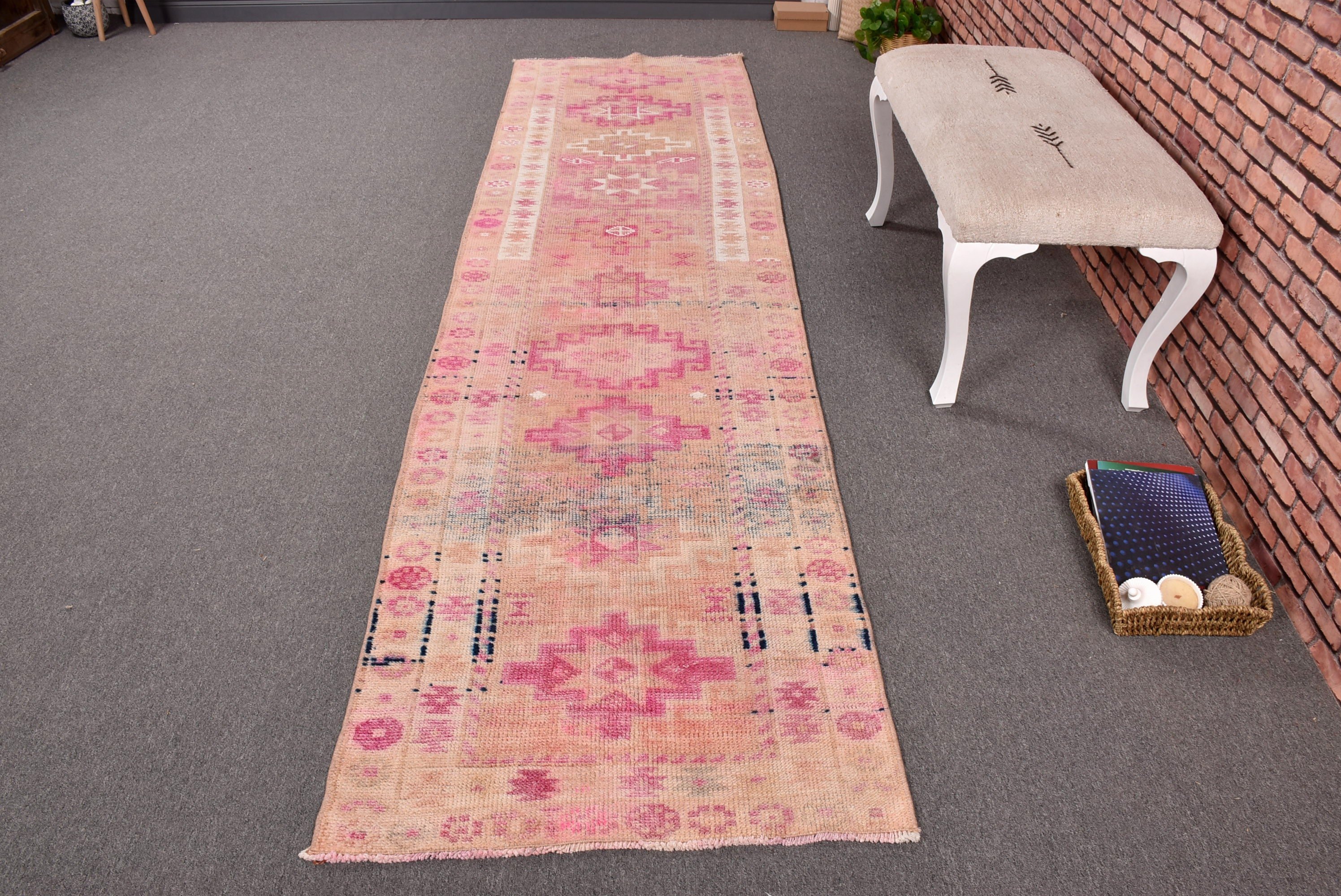 2.7x10.3 ft Runner Halı, Soğuk Halılar, Türkiye Halısı, Merdiven Halıları, Yün Halılar, Vintage Halılar, Uzun Yolluk Halıları, Turuncu İfade Halıları, Türk Halısı