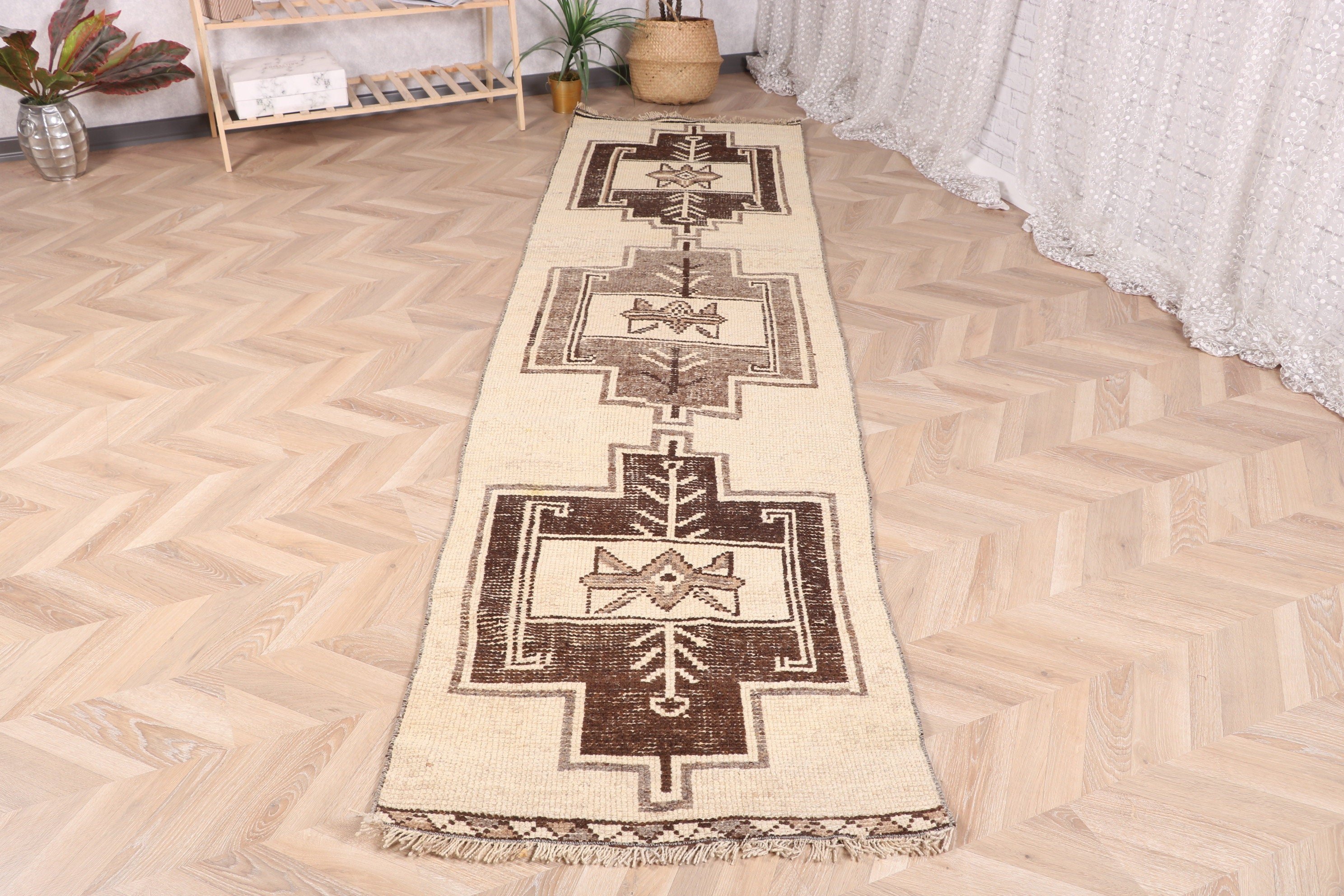 Vintage Halı, Lüks Halılar, Mutfak Halıları, Türk Halıları, Uzun Yolluk Halıları, Boho Halıları, Oushak Halısı, 2,9x10,3 ft Yolluk Halısı, Bej Anadolu Halıları