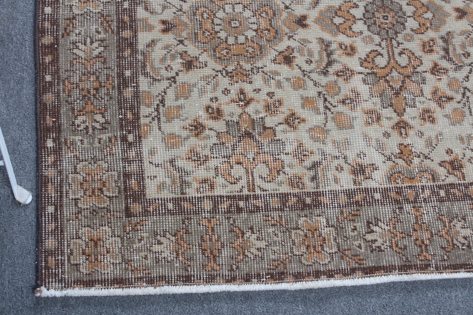 Yün Halı, Eski Halı, Türk Halıları, Mutfak Halısı, Yatak Odası Halıları, Oushak Halısı, 3,7x6,8 ft Alan Halısı, Vintage Halı, Yer Halıları, Kahverengi Antika Halı