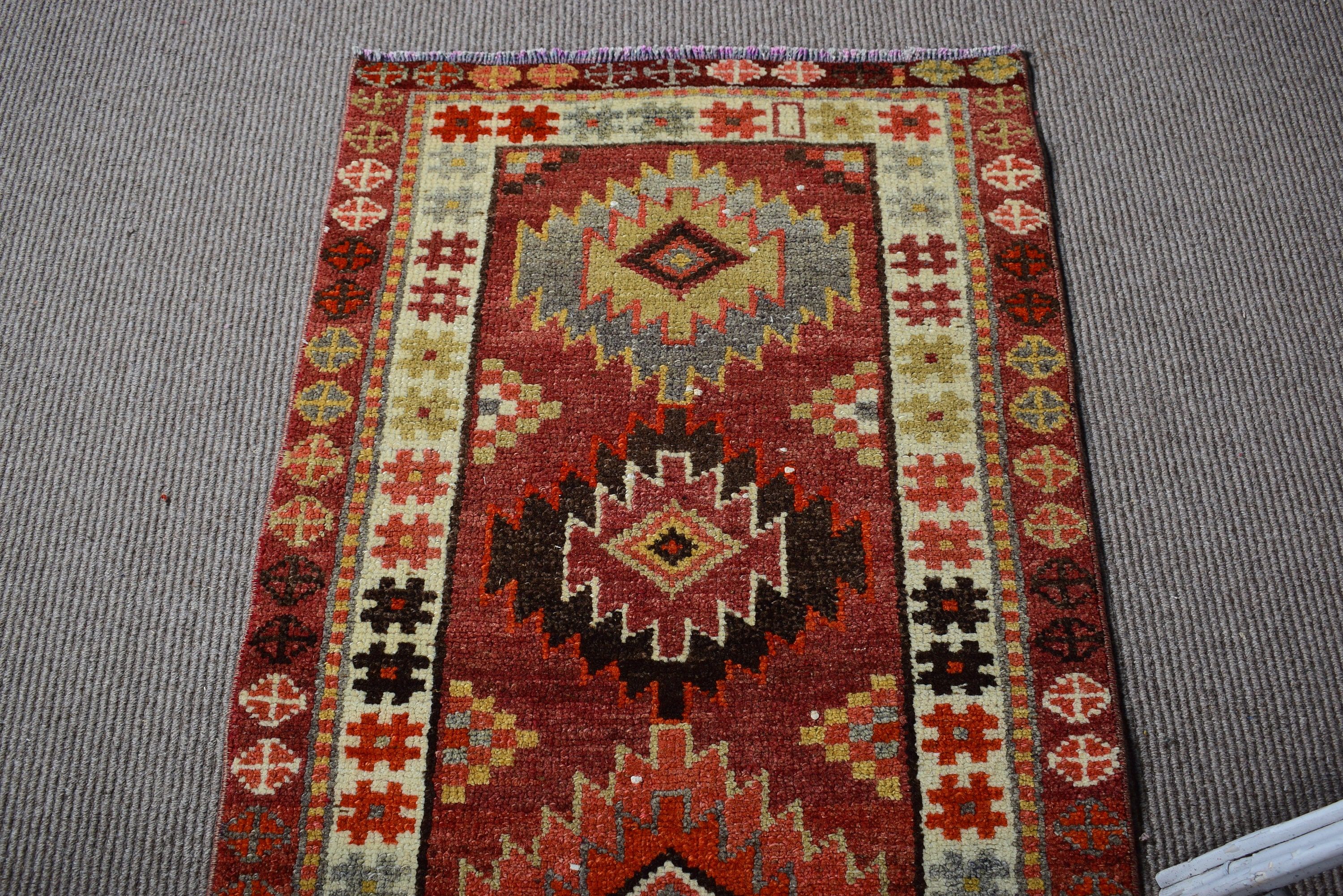 Merdiven Halısı, Anadolu Halısı, Türk Halıları, Uzun Yolluk Halısı, Modern Halı, Oushak Halısı, Turuncu Oushak Halısı, 2.4x11.4 ft Runner Halıları, Vintage Halılar