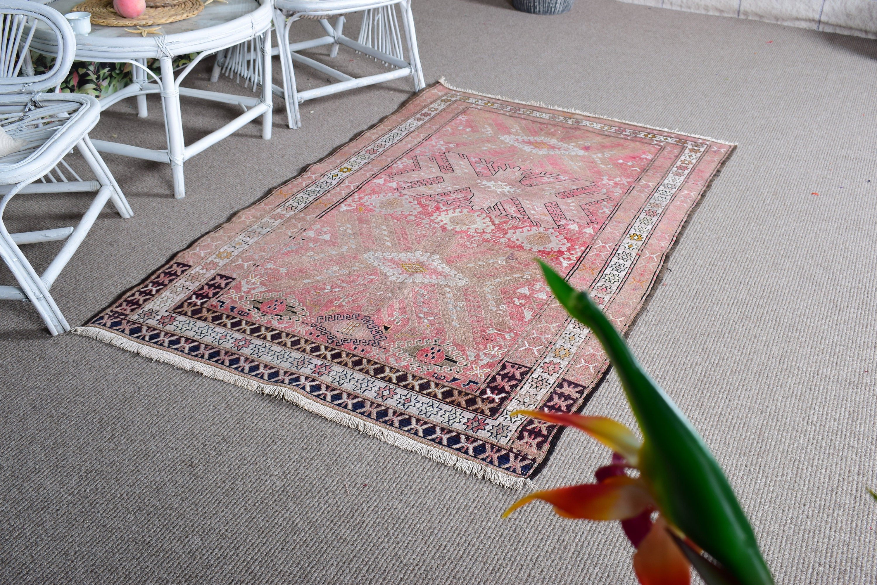 Geometric Rug, Boho Accent Rugs, Vintage Rug, Rugs for Boho Accent, Pink Statement Rug, Turkish Rug, Handwoven Rug, 3.3x4.8 ft Accent Rugs