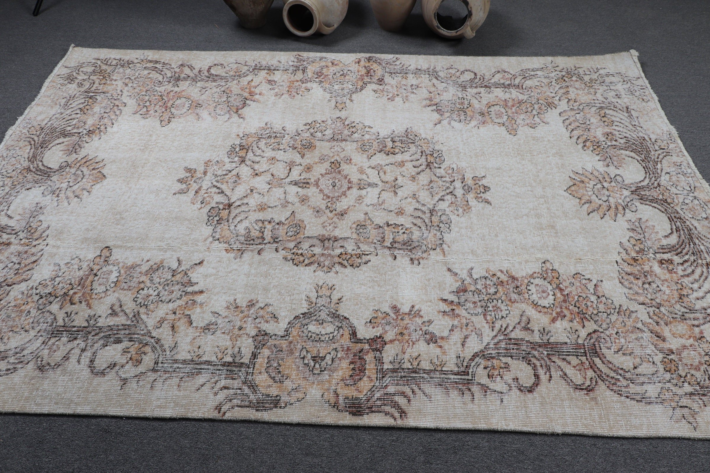 Vintage Rug, Rugs for Nursery, Wool Rug, Natural Rug, Turkish Rug, 4.6x8.1 ft Area Rugs, Home Decor Rug, Dining Room Rug, Beige Floor Rug