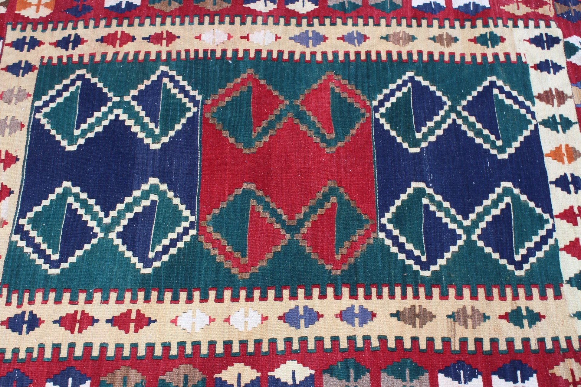 Banyo Halıları, Kilim, Türk Halıları, Parlak Halılar, Vintage Halı, Mutfak Halısı, Oushak Halıları, Giriş Halıları, 3,1x4,2 ft Küçük Halılar, Kırmızı Yatak Odası Halıları