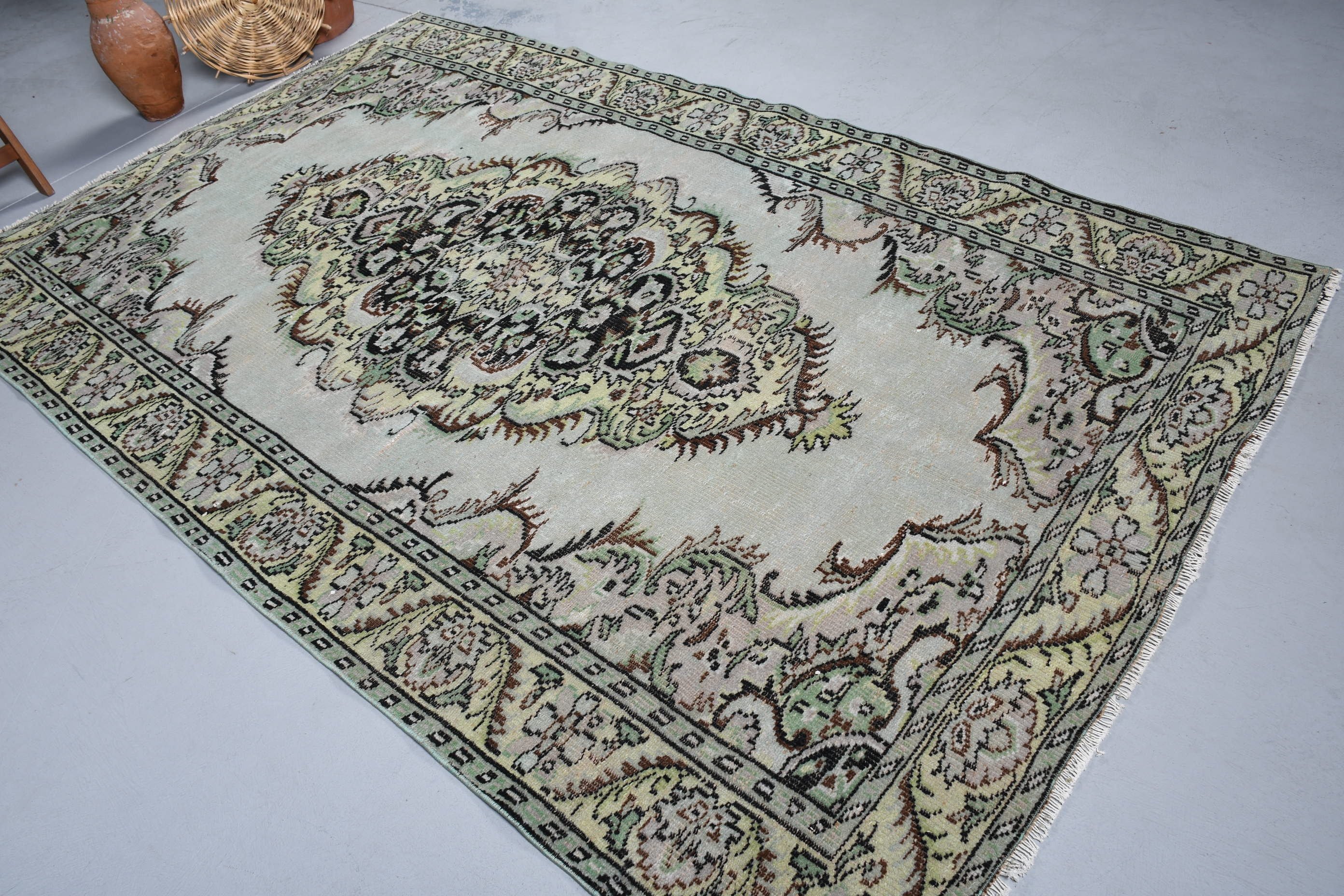 Cool Rug, Rugs for Living Room, Dining Room Rugs, Retro Rug, Bedroom Rug, 5.8x9.1 ft Large Rug, Green Oushak Rug, Turkish Rug, Vintage Rug