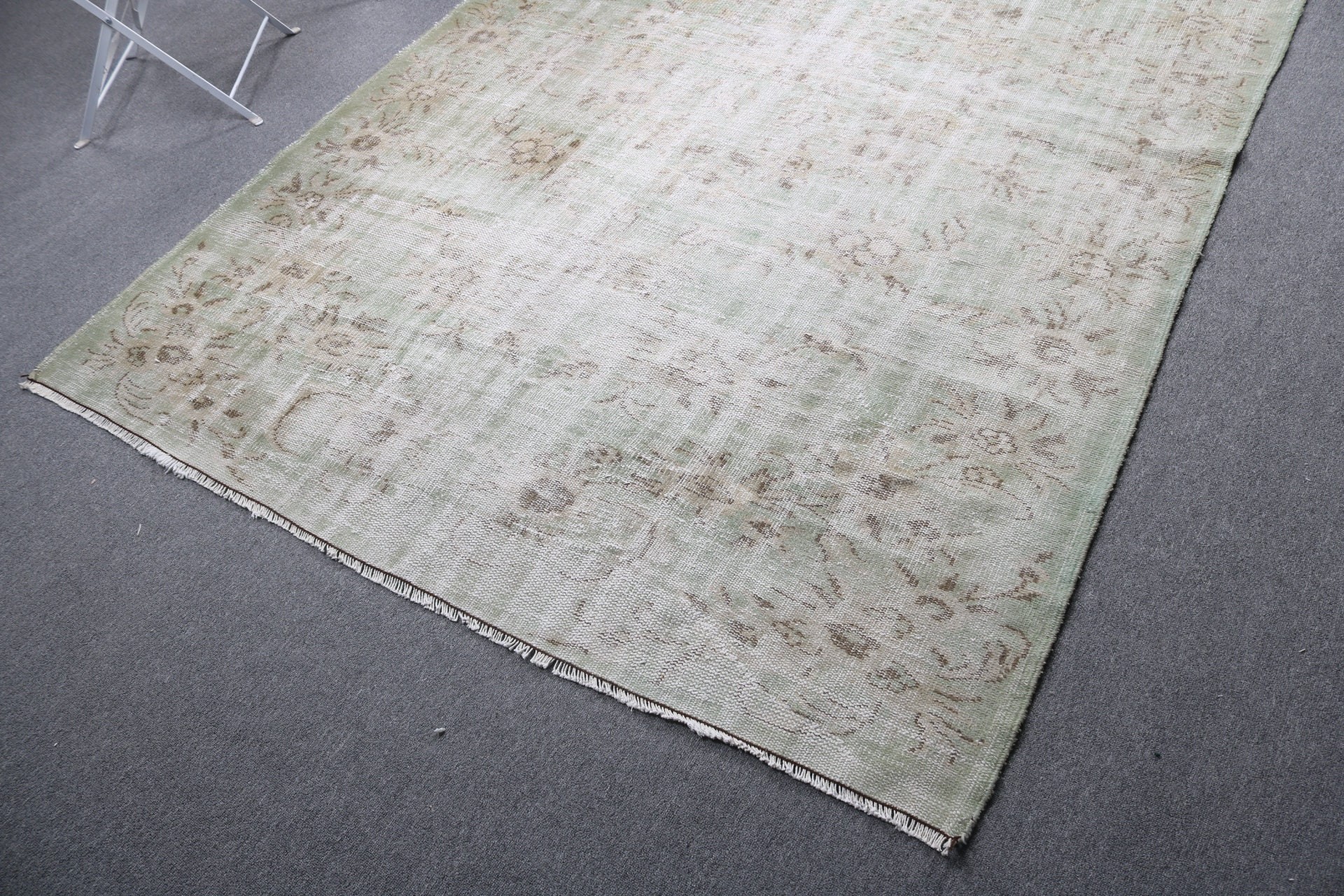 5.6x9 ft Büyük Halı, Yeşil Mutfak Halısı, Türk Halıları, Geometrik Halılar, Anadolu Halıları, Büyük Oushak Halıları, Büyük Vintage Halılar, Vintage Halı