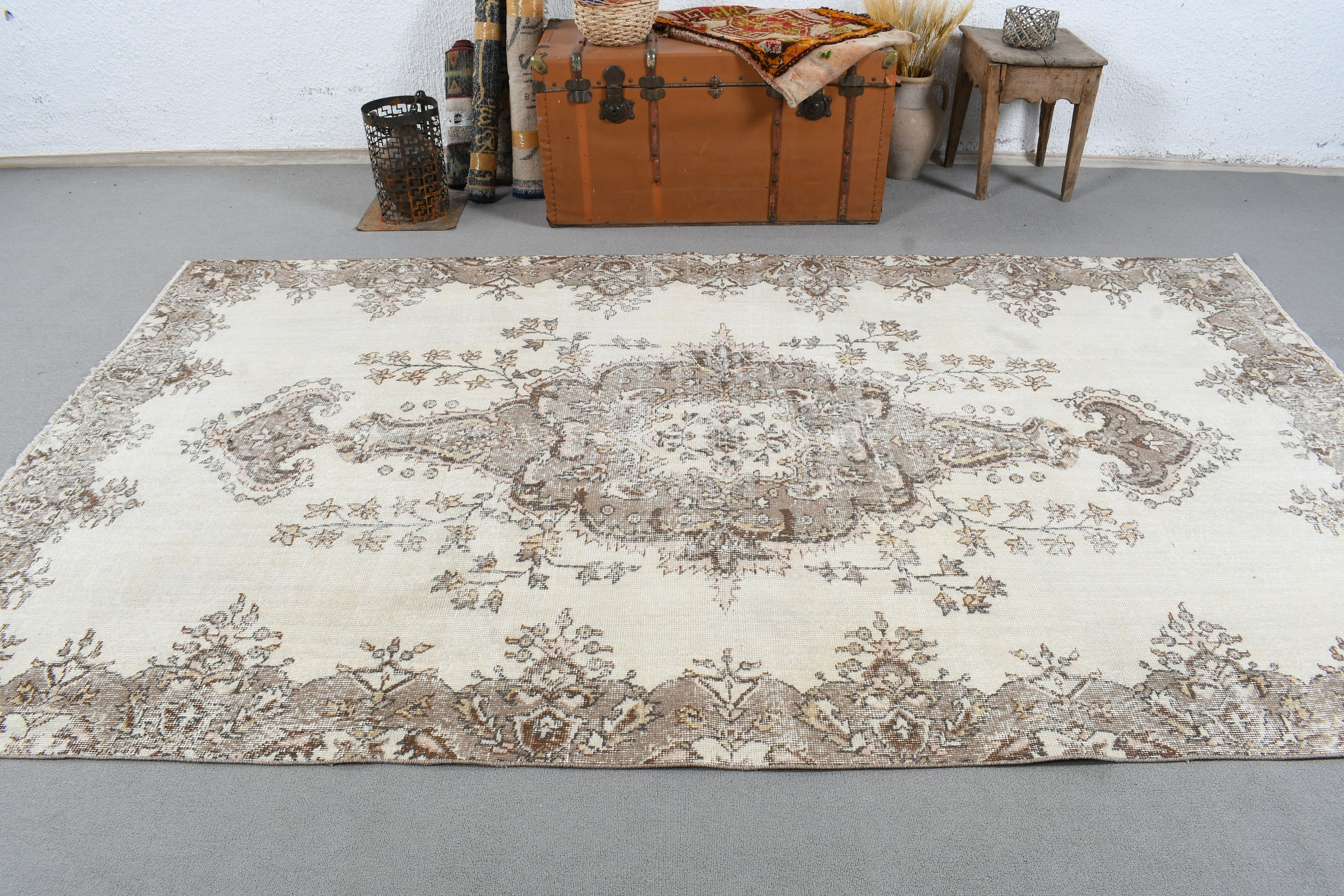 Vintage Halı, Bej Yün Halı, Yatak Odası Halısı, 5.5x9.6 ft Büyük Halılar, Havalı Halılar, Sanatsal Halılar, Büyük Vintage Halılar, Fas Halıları, Türk Halısı