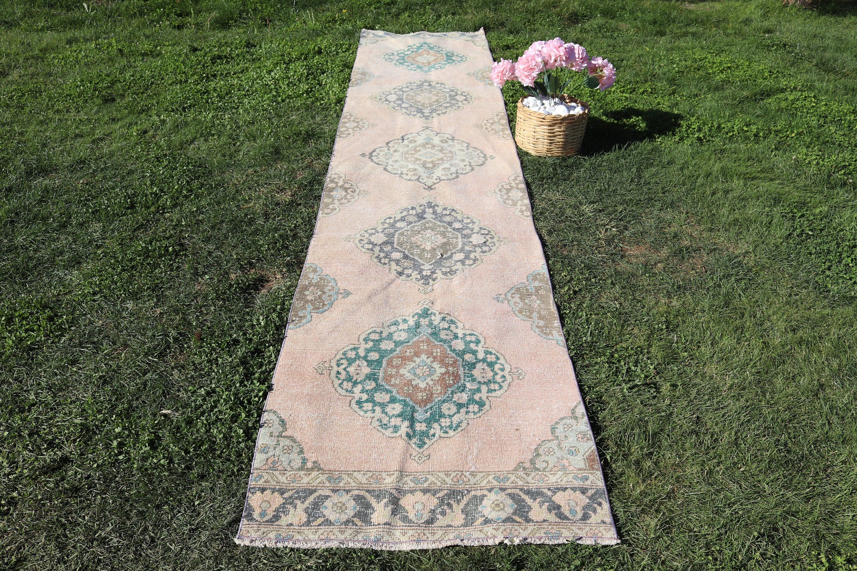 Vintage Runner Halı, Estetik Halılar, Oryantal Halı, 2,8x13,2 ft Runner Halı, Türk Halıları, Pembe Nötr Halı, Vintage Halı