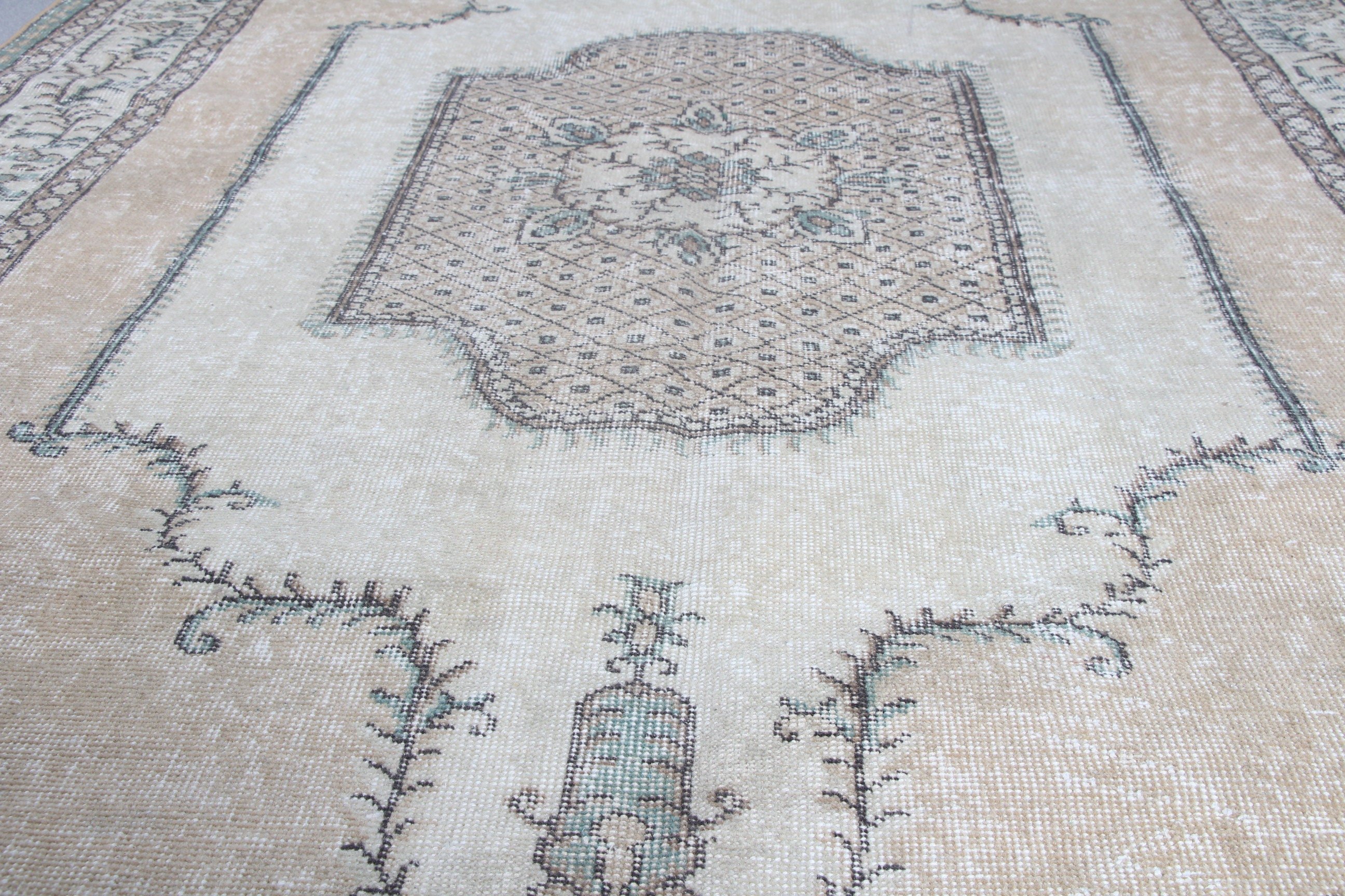 5.2x8.7 ft Large Rug, Salon Rugs, Vintage Rug, Moroccan Rug, Hand Knotted Rug, Turkish Rugs, Beige Oushak Rug, Cool Rugs, Dining Room Rug