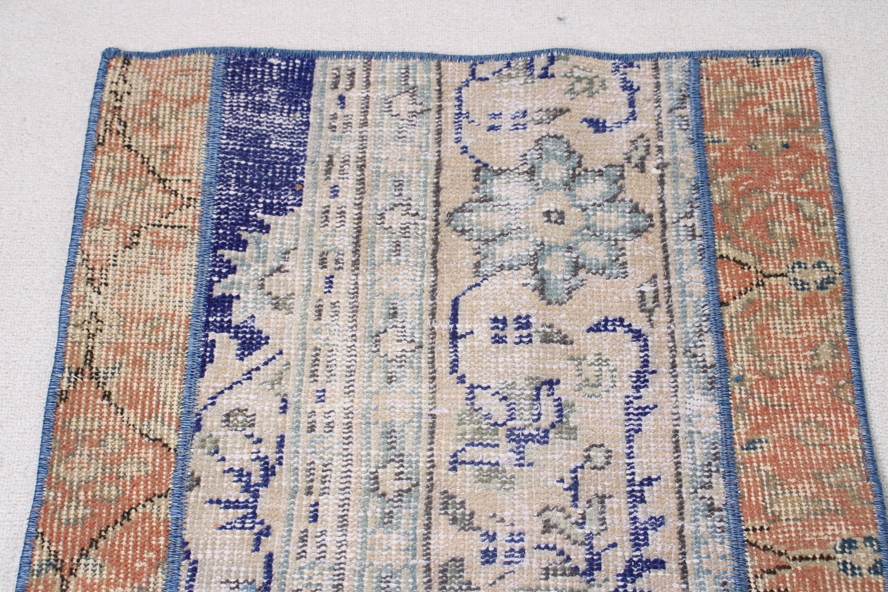 Oryantal Halılar, Anadolu Halısı, Vintage Halı, 1.9x3.2 ft Küçük Halı, Türk Halıları, Küçük Alan Halısı, Mavi Açıklama Halıları, Boho Halısı, Kapı Paspası Halıları