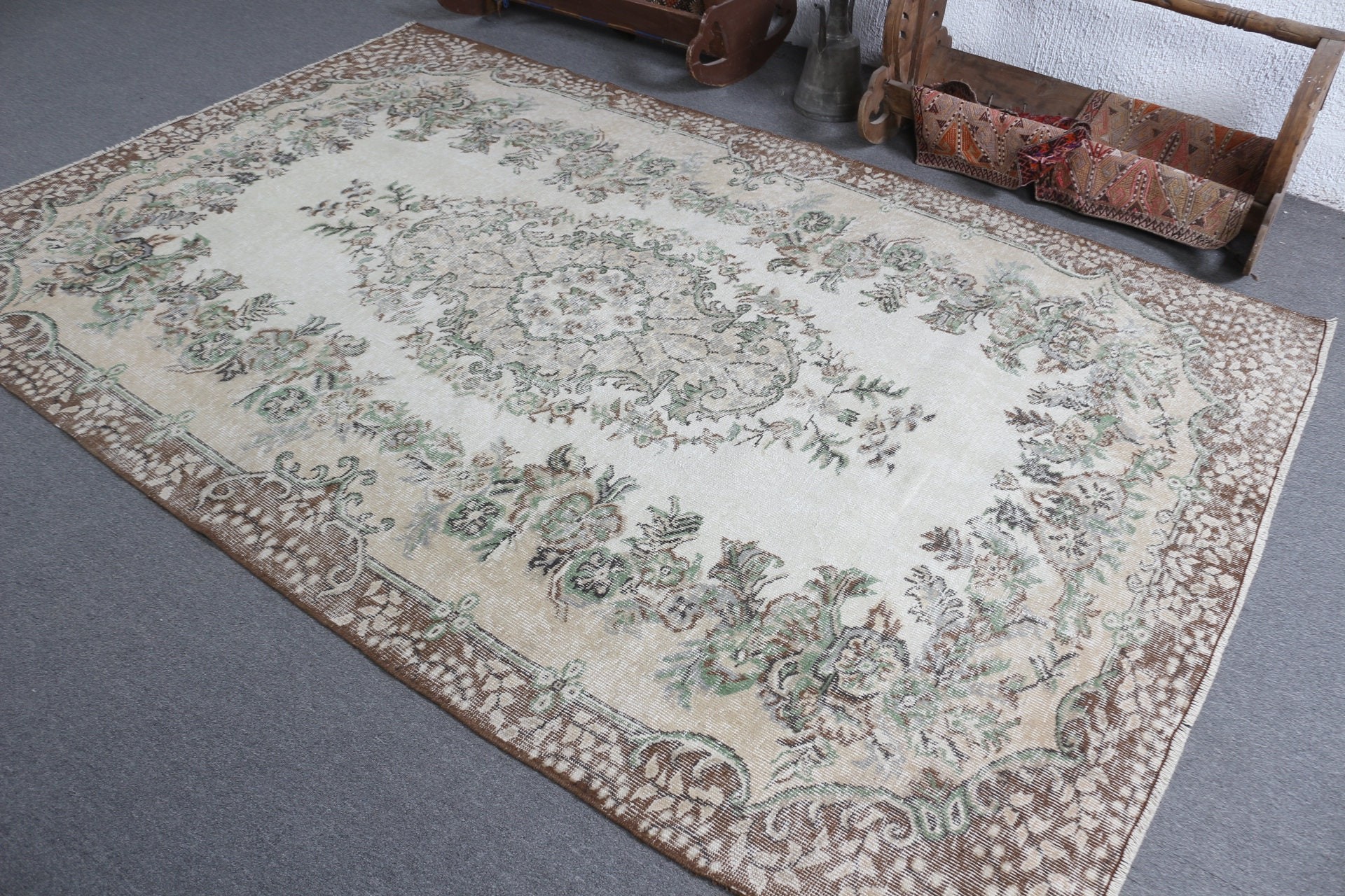 Oushak Halıları, Vintage Dekor Halıları, 5.8x9 ft Büyük Halı, Yer Halısı, Vintage Halılar, Bej Antika Halı, Oturma Odası Halısı, Yatak Odası Halıları, Türk Halısı