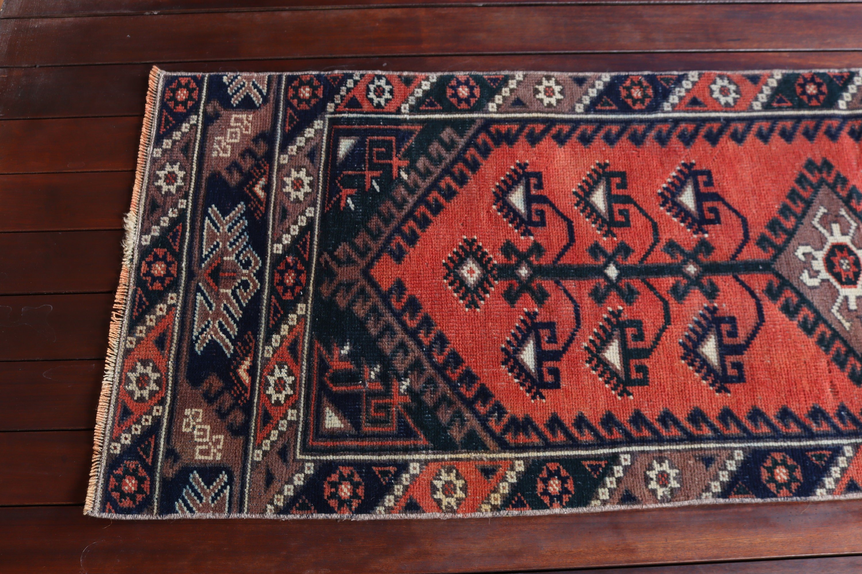 2.1x6.1 ft Runner Halıları, Vintage Halılar, Boho Halısı, Koridor Halısı, Sanatsal Halı, Koridor Halıları, Türk Halısı, Anadolu Halısı, Kırmızı Düz ​​Dokuma Halı