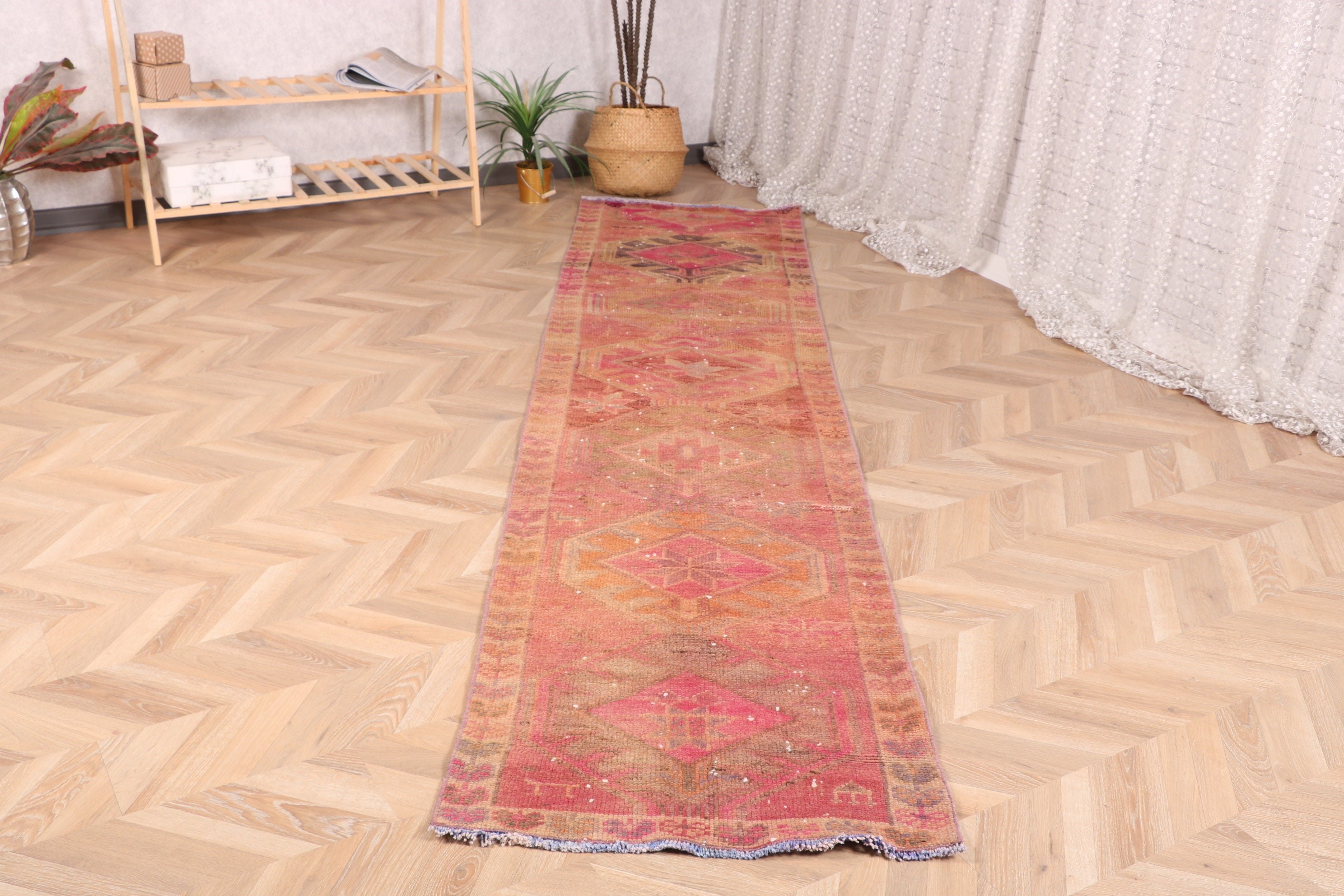 Anadolu Halıları, Vintage Halı, 2,4x10,3 ft Runner Halıları, Nötr Halı, Türk Halıları, Koridor Halısı, Egzotik Halılar, Mutfak Halıları, Turuncu Boho Halıları