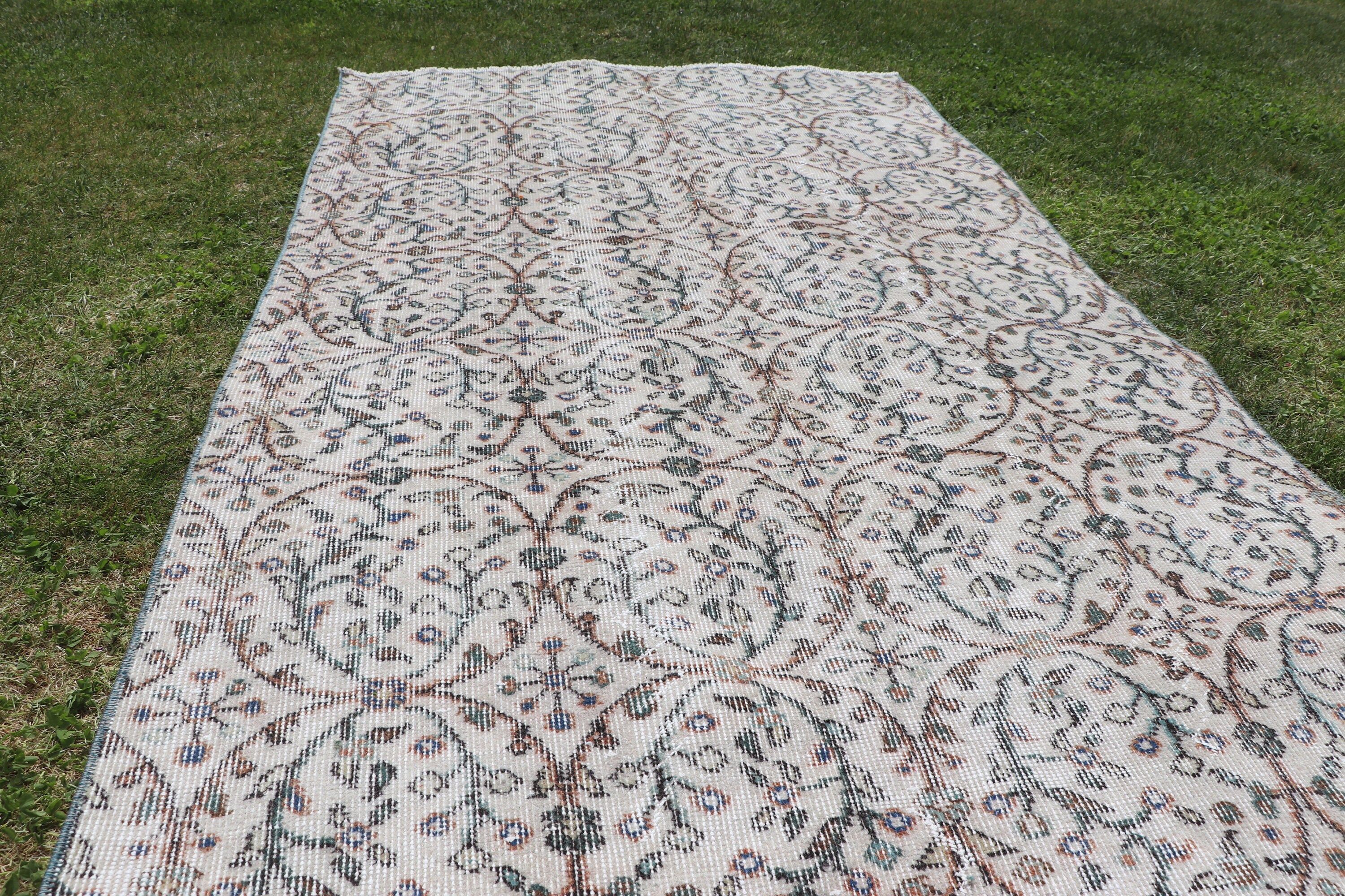 Turkish Rug, Moroccan Rugs, Wool Rugs, 3.4x6.5 ft Accent Rug, Vintage Rugs, Beige Geometric Rugs, Boho Accent Rug, Vintage Accent Rug