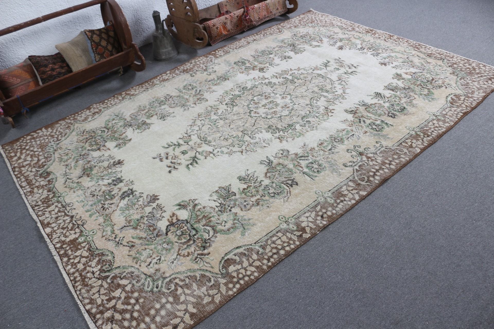 Oushak Halıları, Vintage Dekor Halıları, 5.8x9 ft Büyük Halı, Yer Halısı, Vintage Halılar, Bej Antika Halı, Oturma Odası Halısı, Yatak Odası Halıları, Türk Halısı