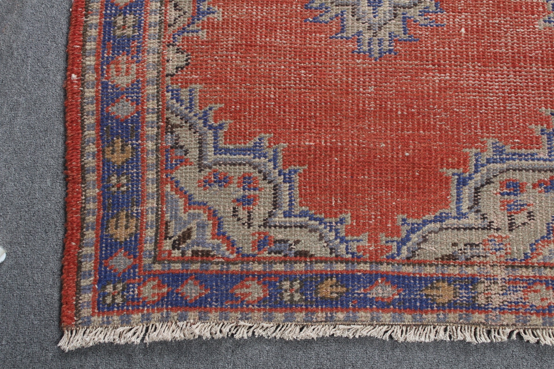 Çocuk Odası Halısı, Ev Dekorasyonu Halısı, Çocuk Odası Halıları, Vintage Halılar, Kırmızı Soğuk Halı, Mutfak Halısı, Antika Halı, Türk Halıları, 2,9x5,2 ft Accent Halı