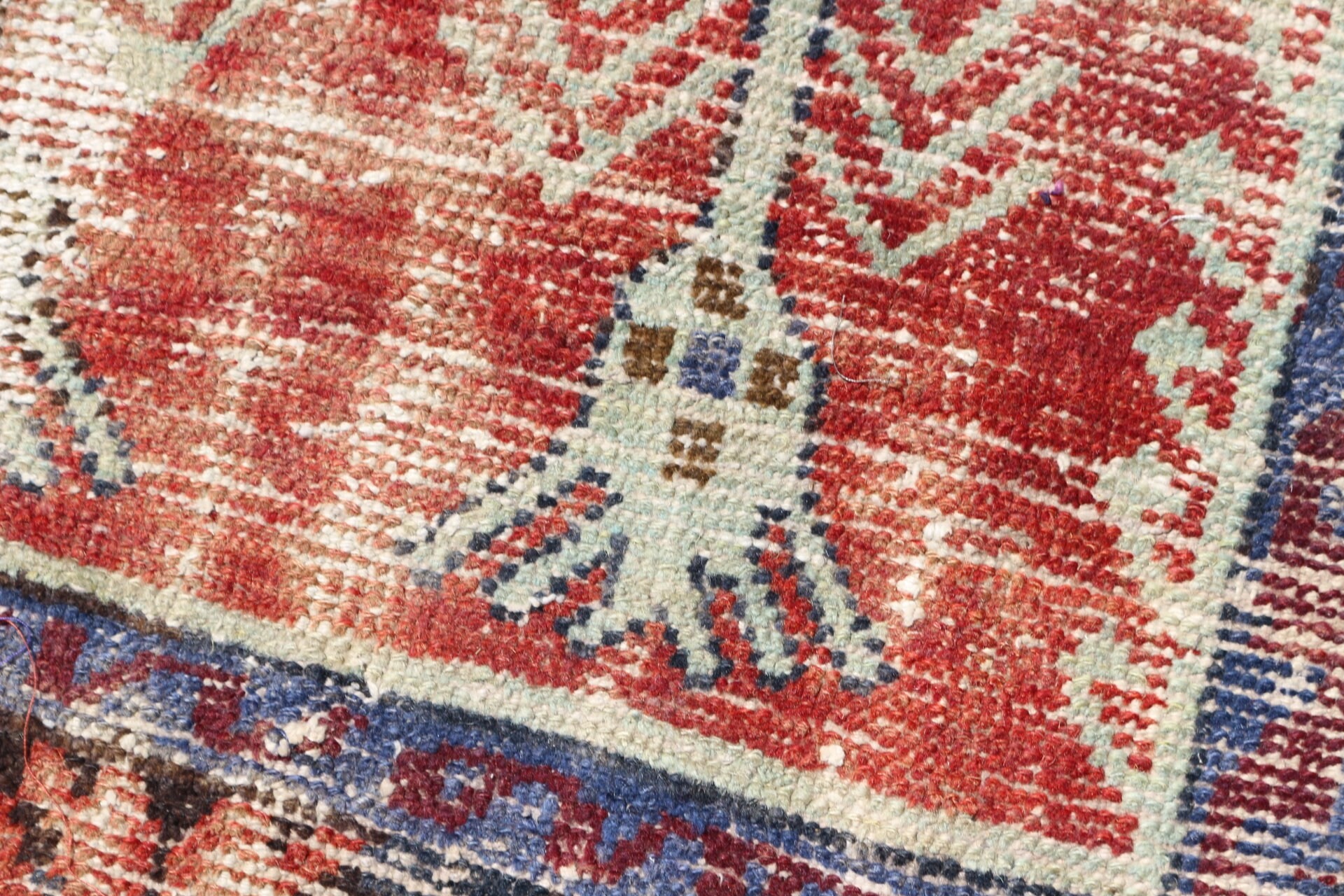 2.9x2.9 ft Small Rug, Vintage Rug, Home Decor Rug, Cool Rug, Wall Hanging Rug, Pastel Rug, Turkish Rugs, Bathroom Rug, Red Anatolian Rug