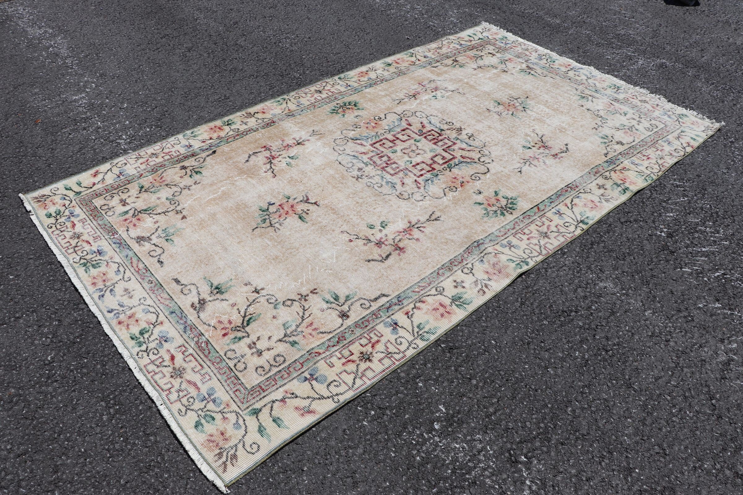 5.3x9.3 ft Large Rug, Wool Rug, Turkish Rug, Beige Wool Rug, Vintage Rugs, Bedroom Rug, Rugs for Living Room, Moroccan Rugs, Salon Rug