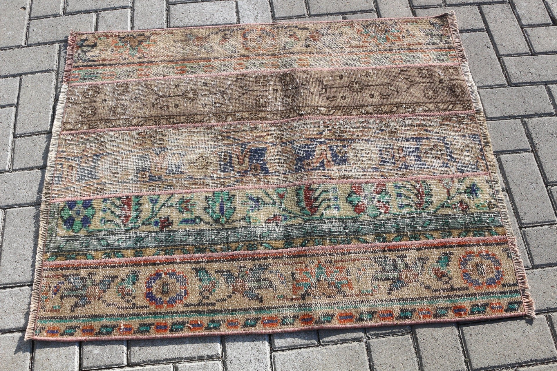 Organik Halı, Vintage Halı, Duvara Asılı Halı, 2.9x3.5 ft Küçük Halı, Antika Halı, Türk Halısı, Banyo Halısı, Yatak Odası Halıları, Kahverengi Yer Halısı