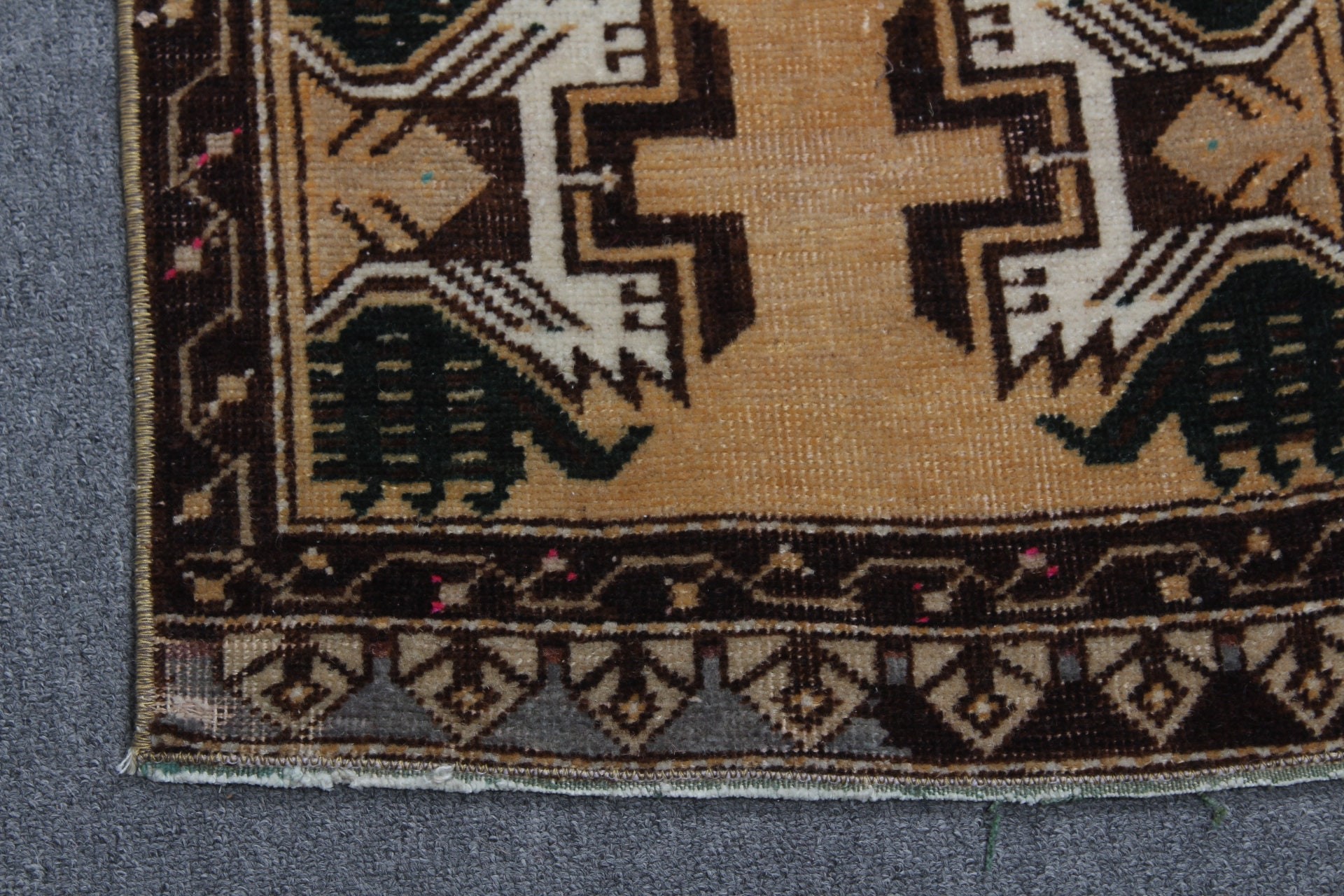 Vintage Halı, Sarı Antika Halı, Anadolu Halısı, 1.5x3.1 ft Küçük Halı, Duvara Asılı Halılar, Araba Paspas Halısı, Türk Halısı, Oushak Halısı, Özel Halı