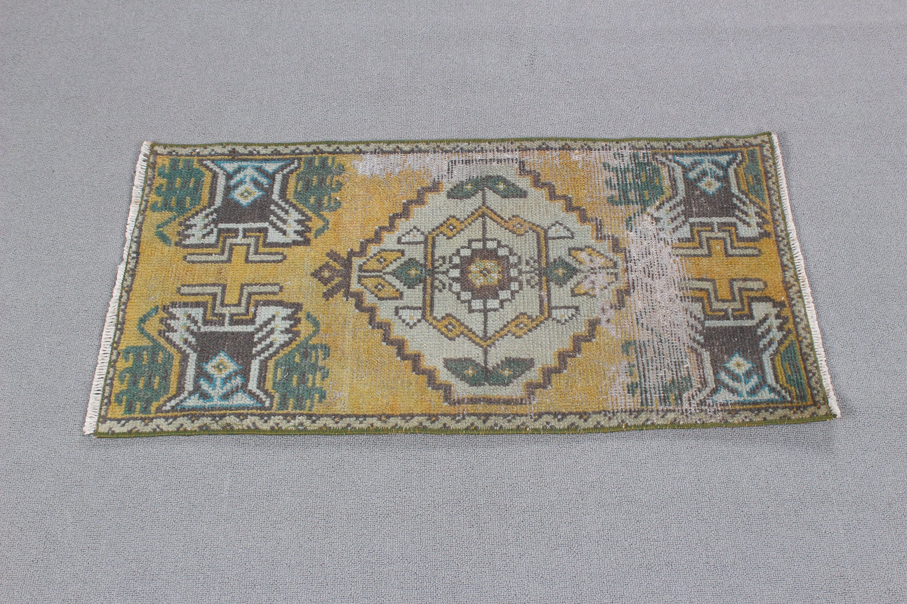 Oryantal Halı, Vintage Halı, Sarı Oushak Halıları, 1.5x2.9 ft Küçük Halılar, Küçük Vintage Halılar, Türk Halıları, Boho Halıları, Antika Halılar, Giriş Halıları