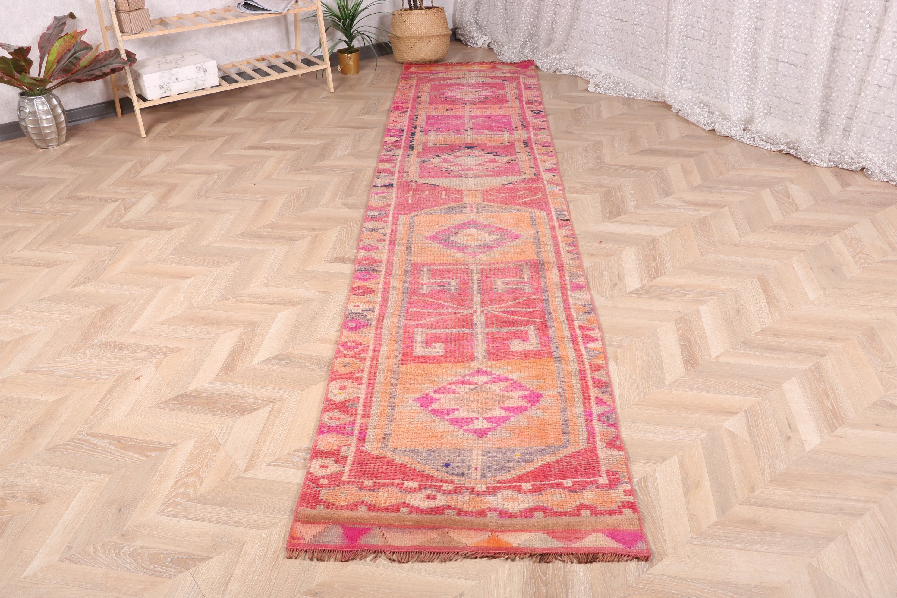 Uzun Yolluk Halıları, Vintage Yolluk Halıları, Türk Halıları, 2,4x11,3 ft Koşucu Halıları, Antika Halılar, Havalı Halı, Vintage Halı, Turuncu Bildirim Halısı