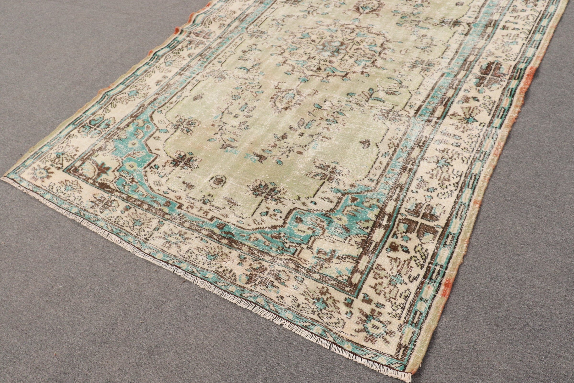 Living Room Rug, Vintage Rug, Bedroom Rugs, 6.2x8.7 ft Large Rug, Kitchen Rugs, Wool Rugs, Rugs for Salon, Green Oushak Rug, Turkish Rug